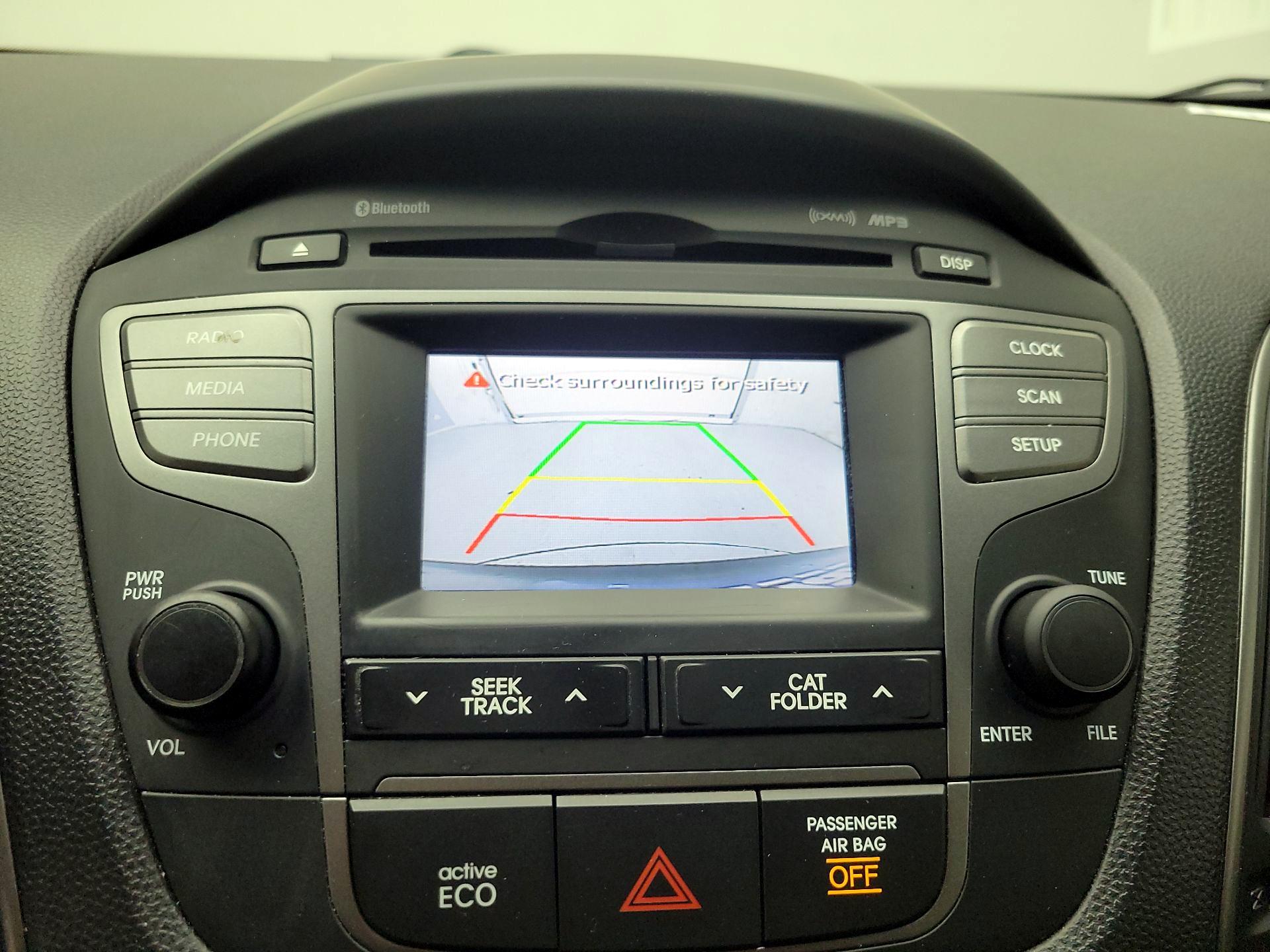 Thumbnail: 2015 Hyundai Tucson - 12