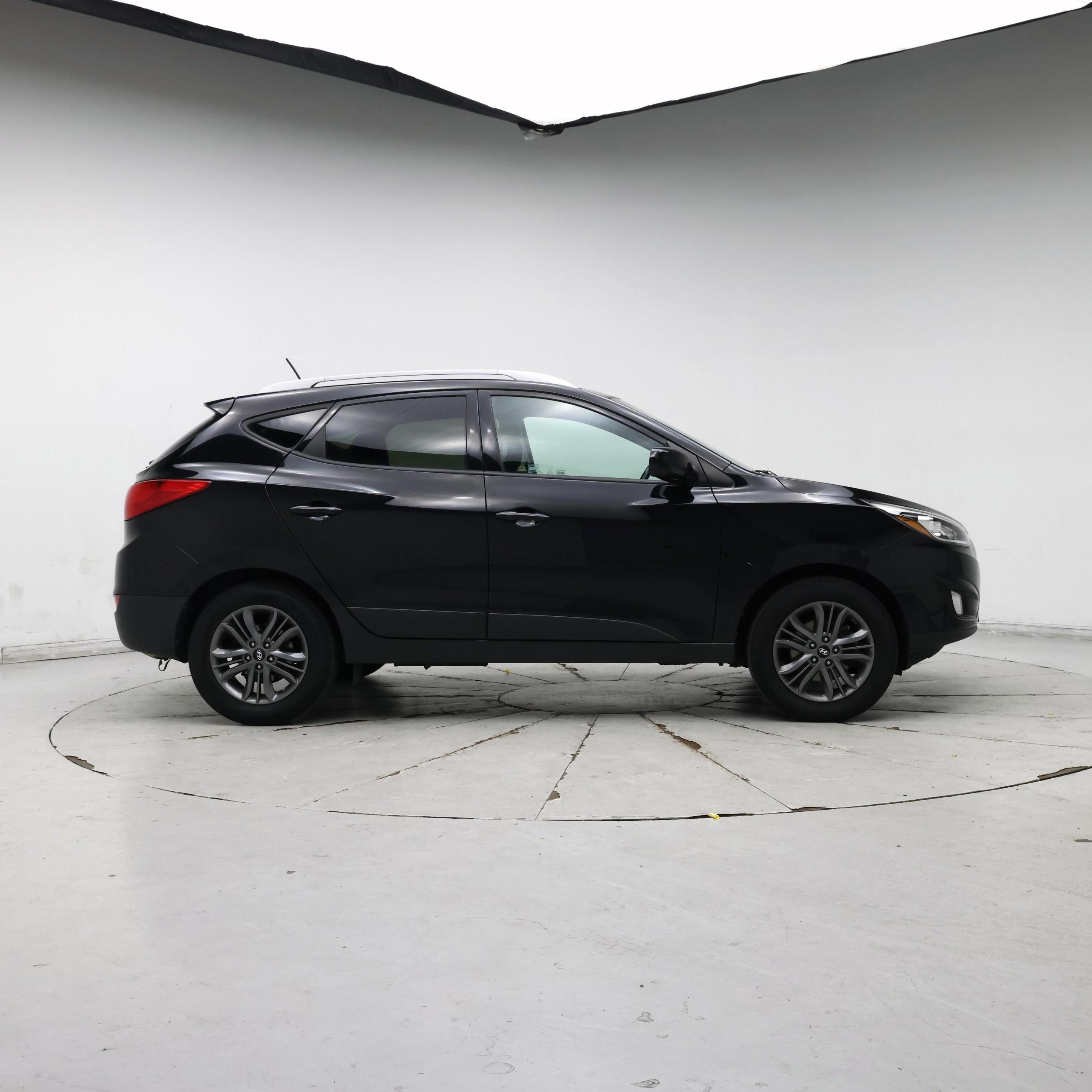 Thumbnail: 2015 Hyundai Tucson - 7