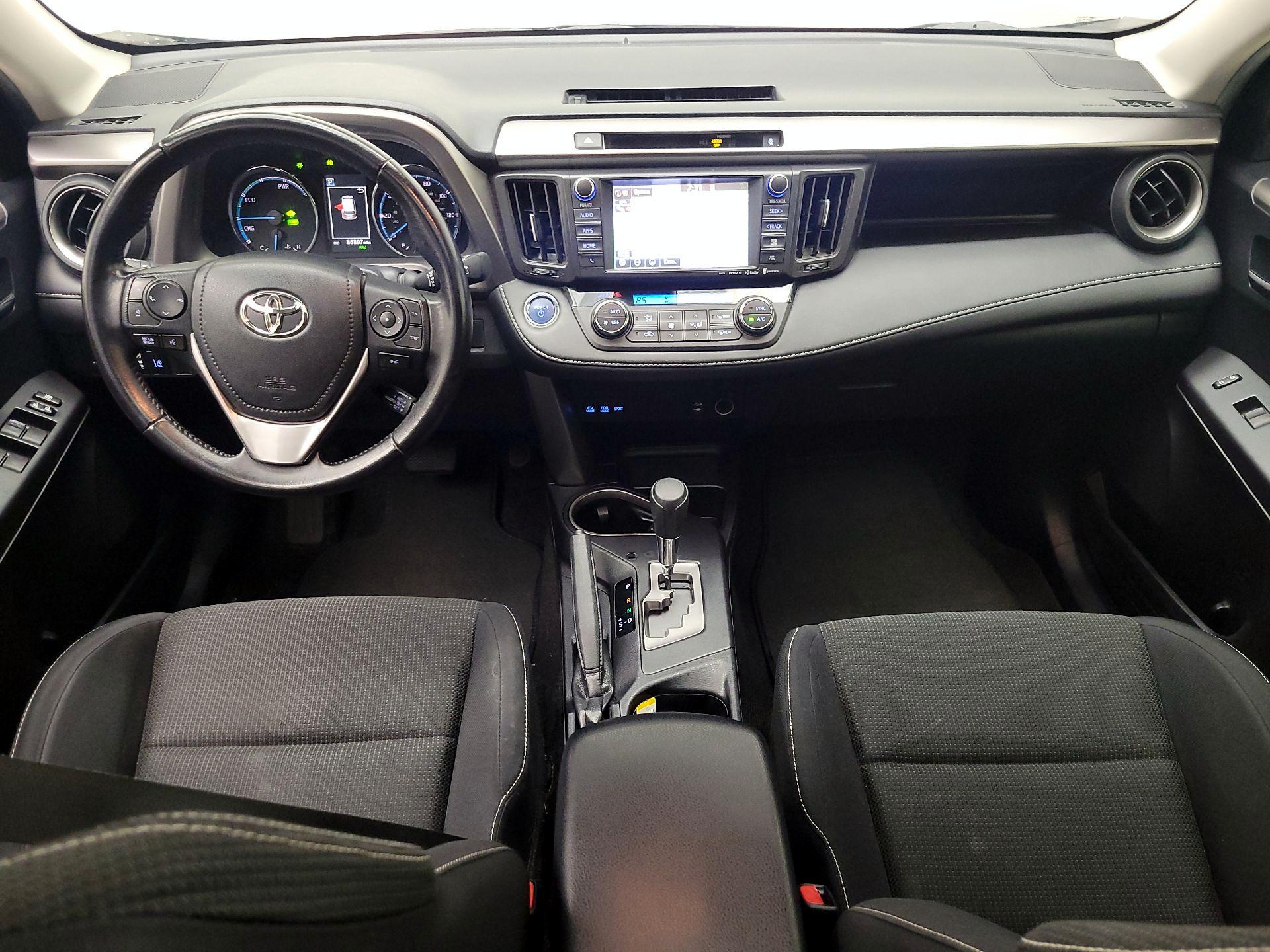 Thumbnail: 2016 Toyota RAV4 - 9