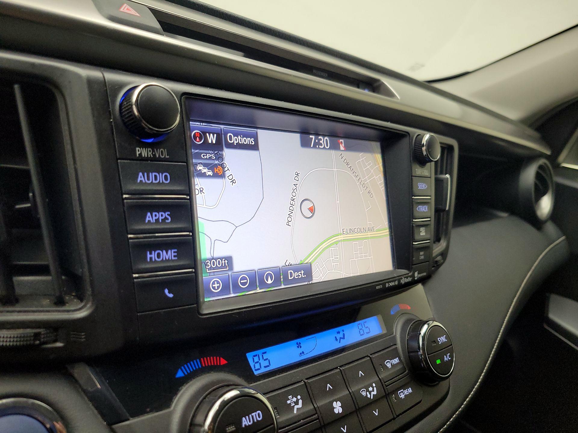 Thumbnail: 2016 Toyota RAV4 - 14