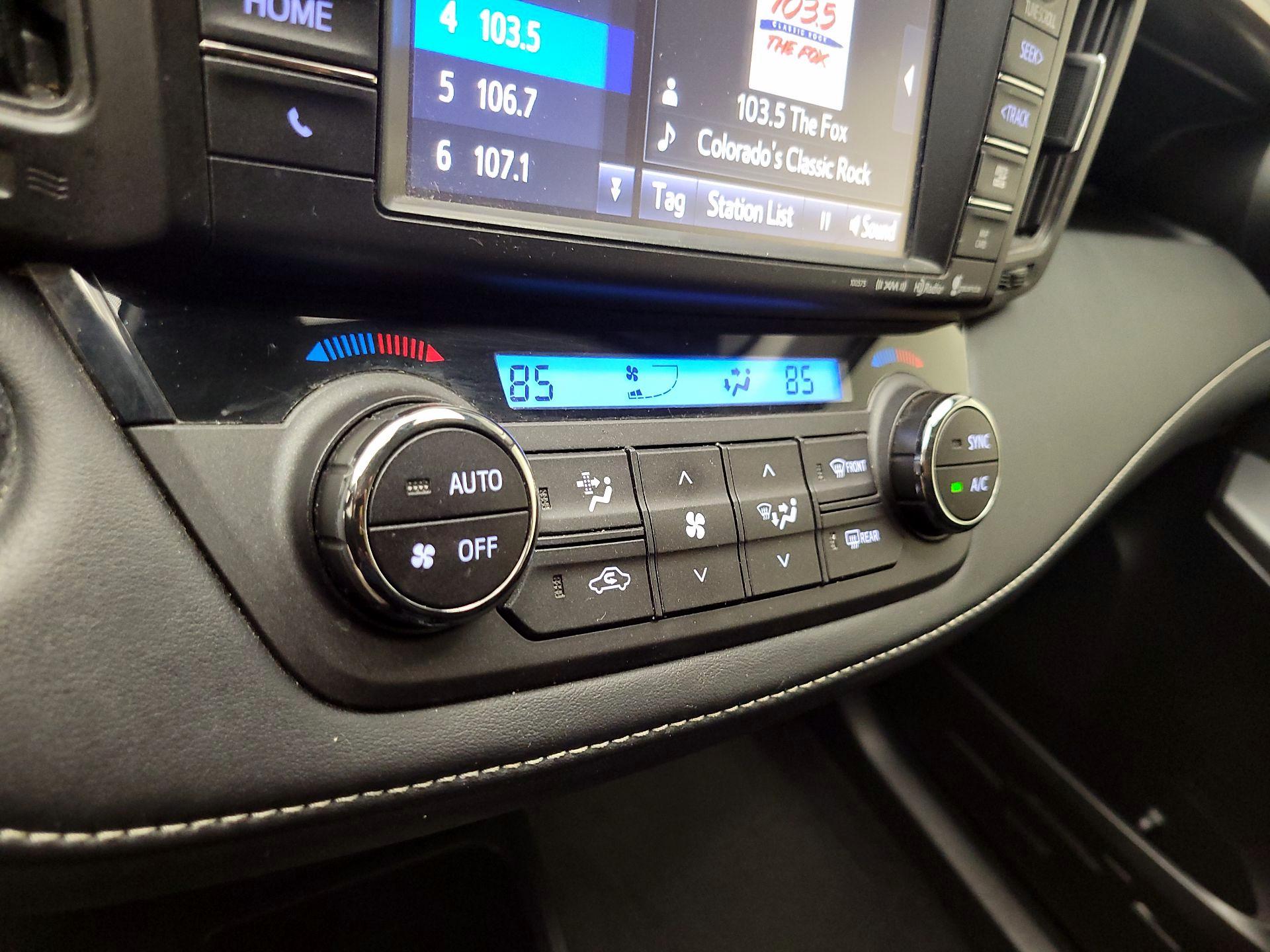 Thumbnail: 2016 Toyota RAV4 - 17