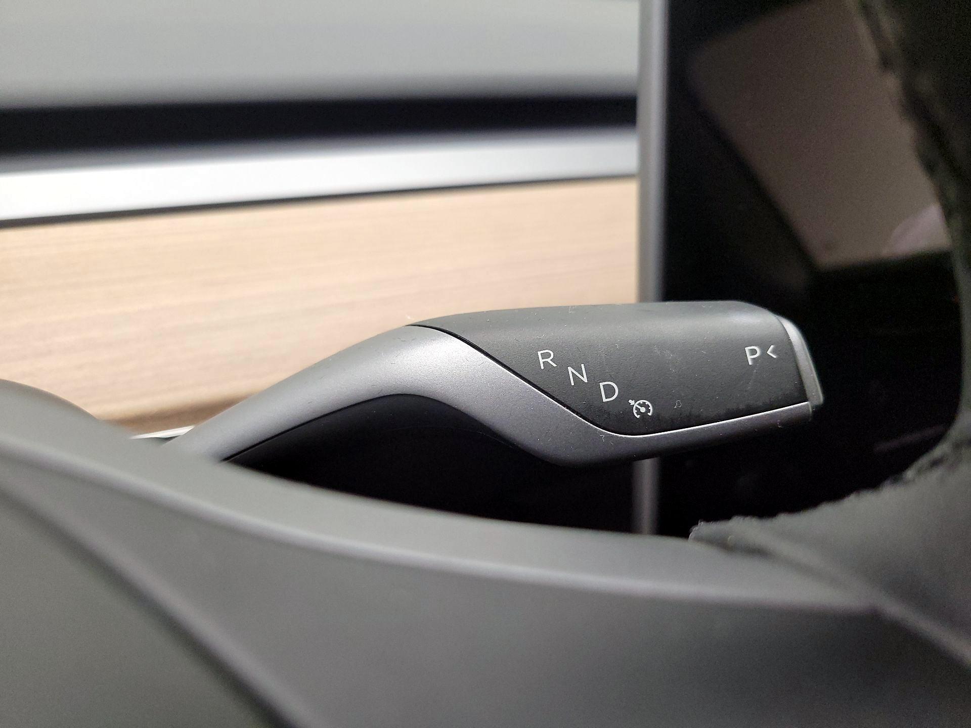 Thumbnail: 2025 Tesla Model Y - 17