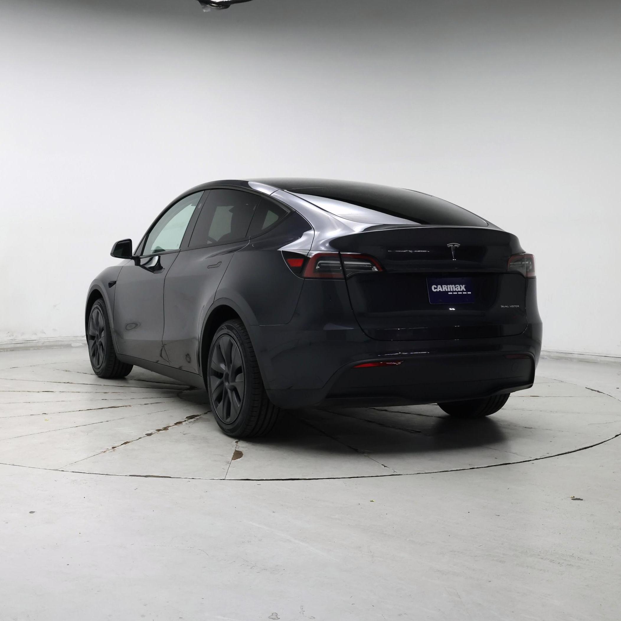Thumbnail: 2025 Tesla Model Y - 2