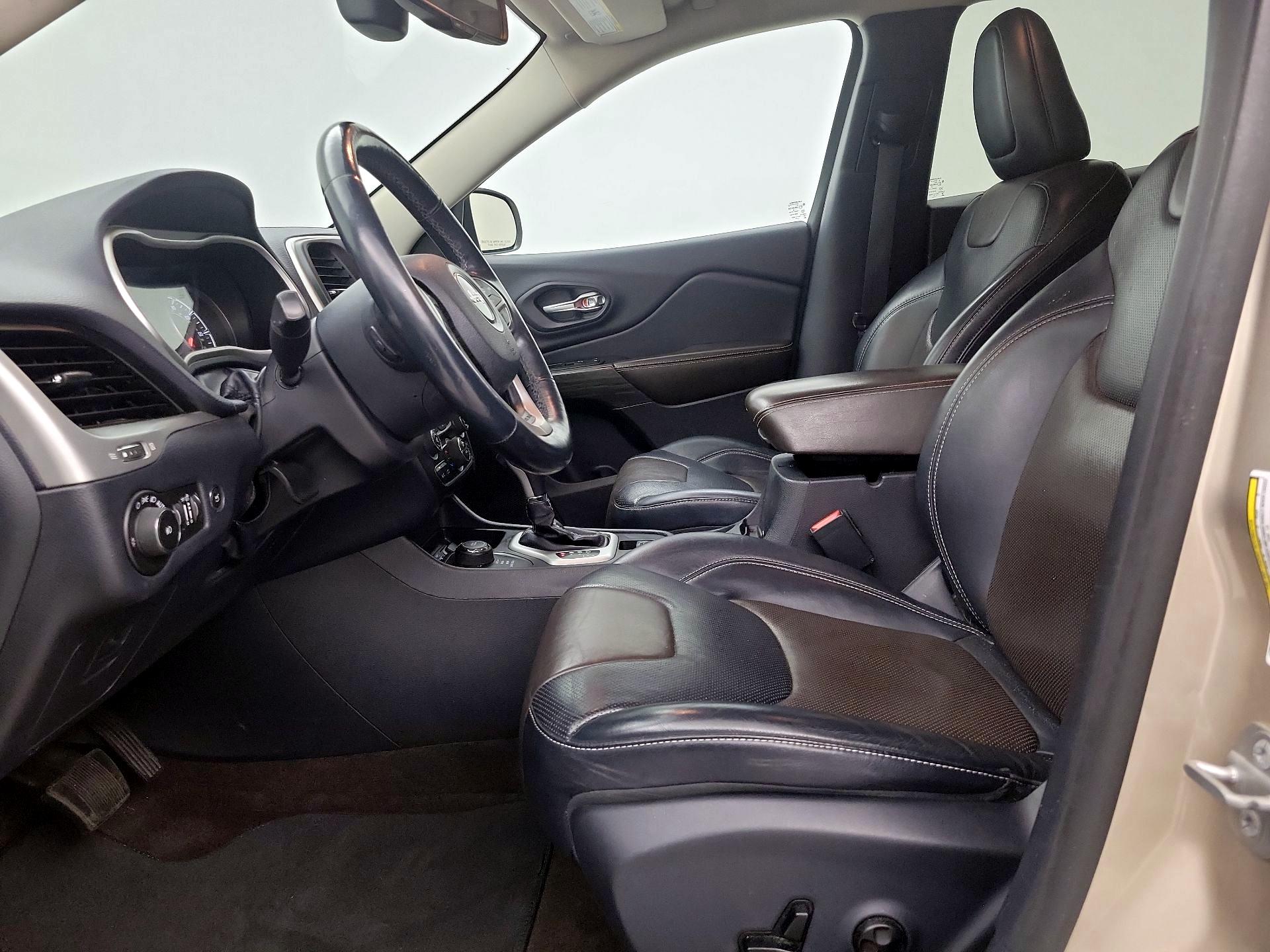 Thumbnail: 2014 Jeep Cherokee - 11