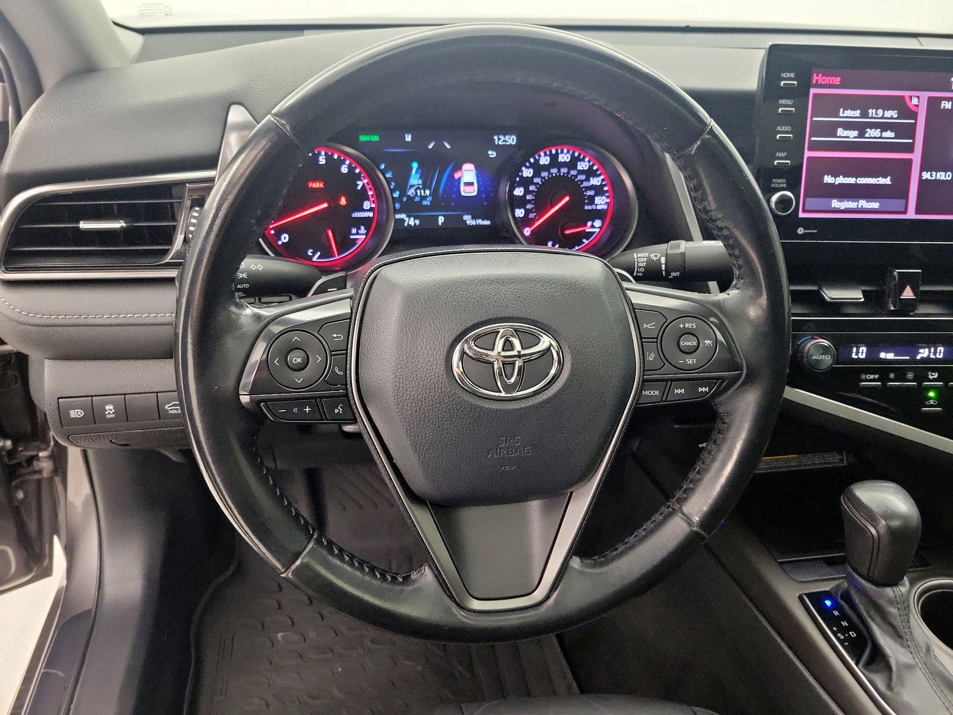 Thumbnail: 2021 Toyota Camry - 10