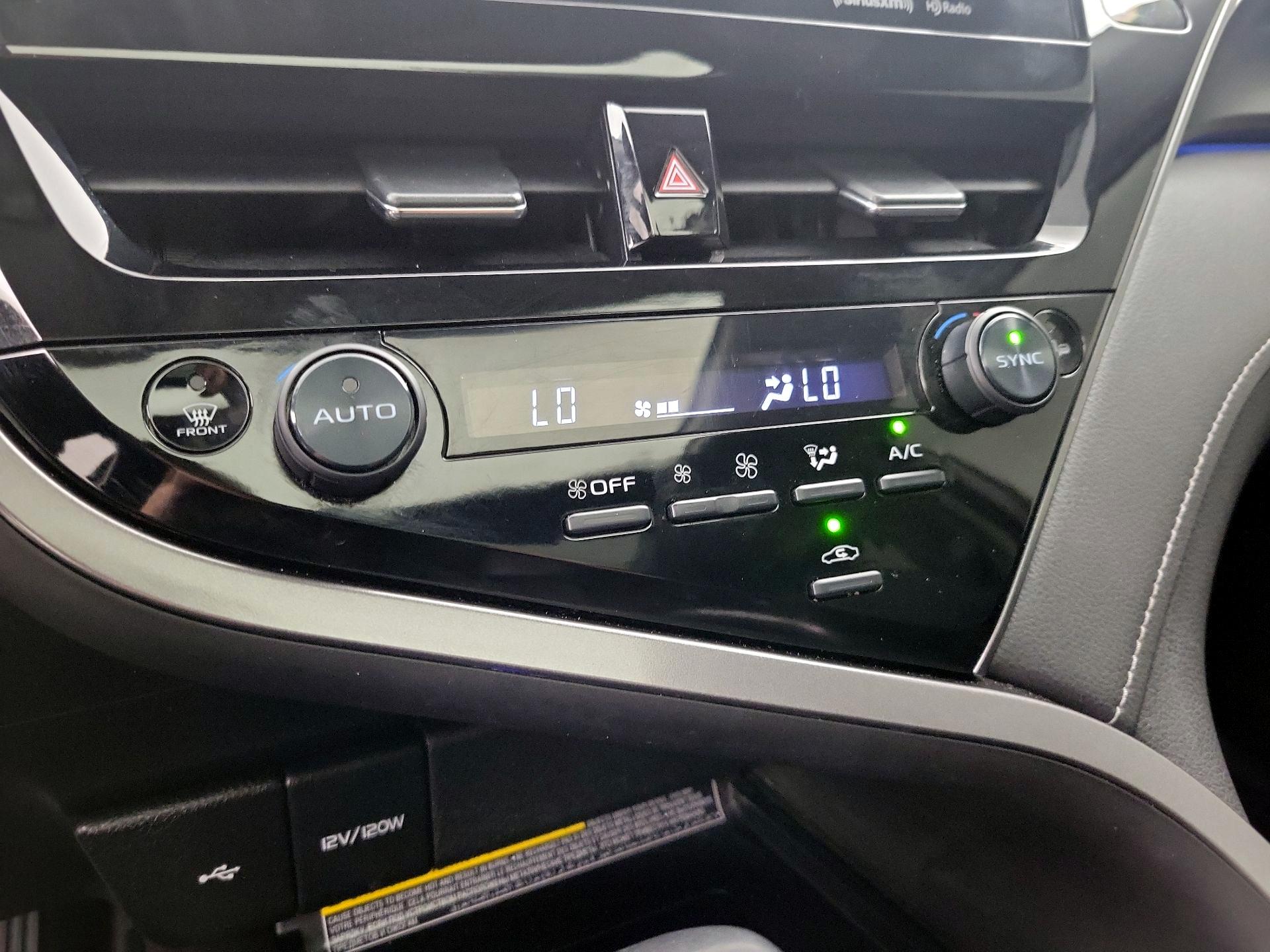 Thumbnail: 2021 Toyota Camry - 16