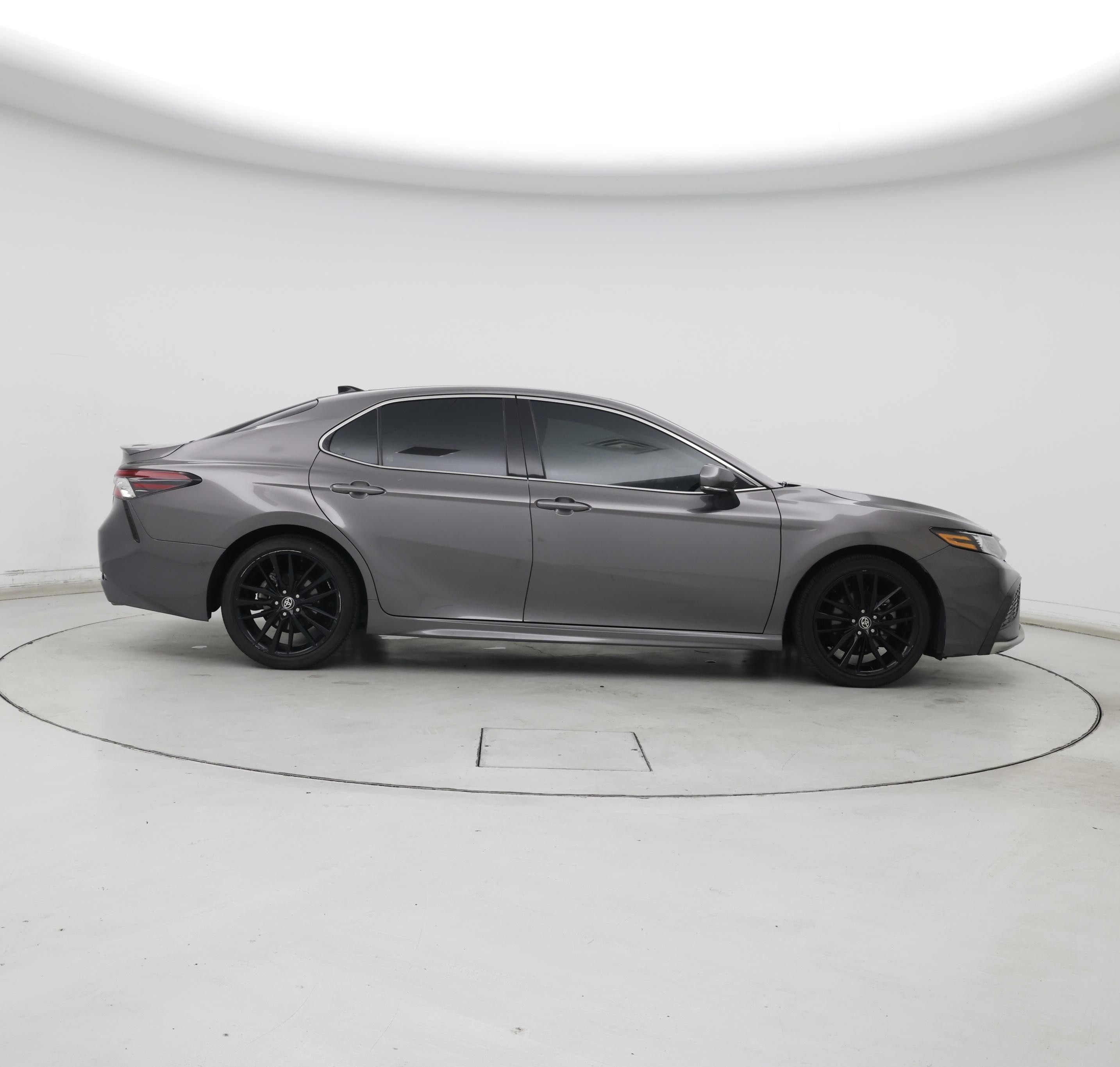 Thumbnail: 2021 Toyota Camry - 7