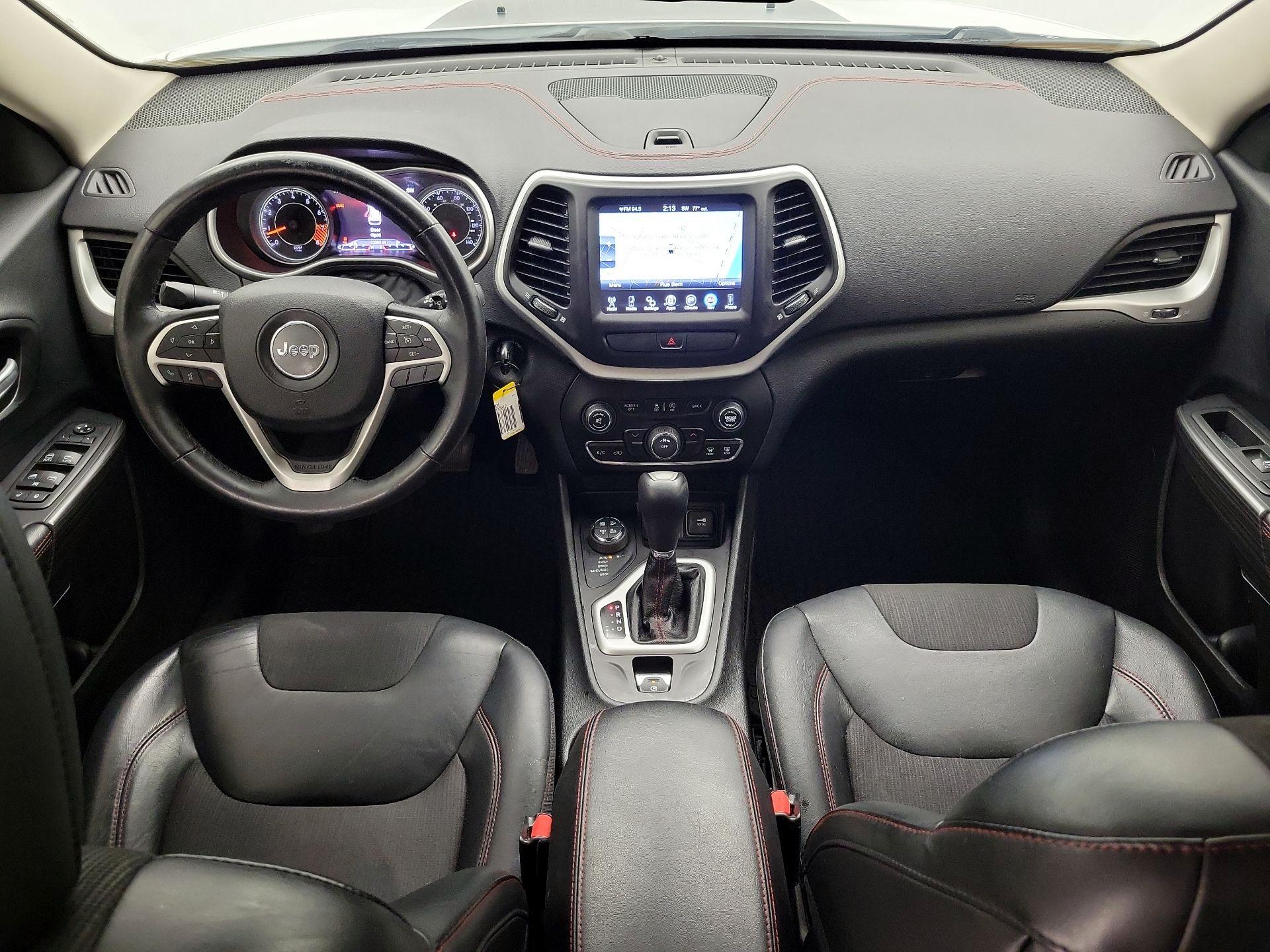 Thumbnail: 2015 Jeep Cherokee - 9