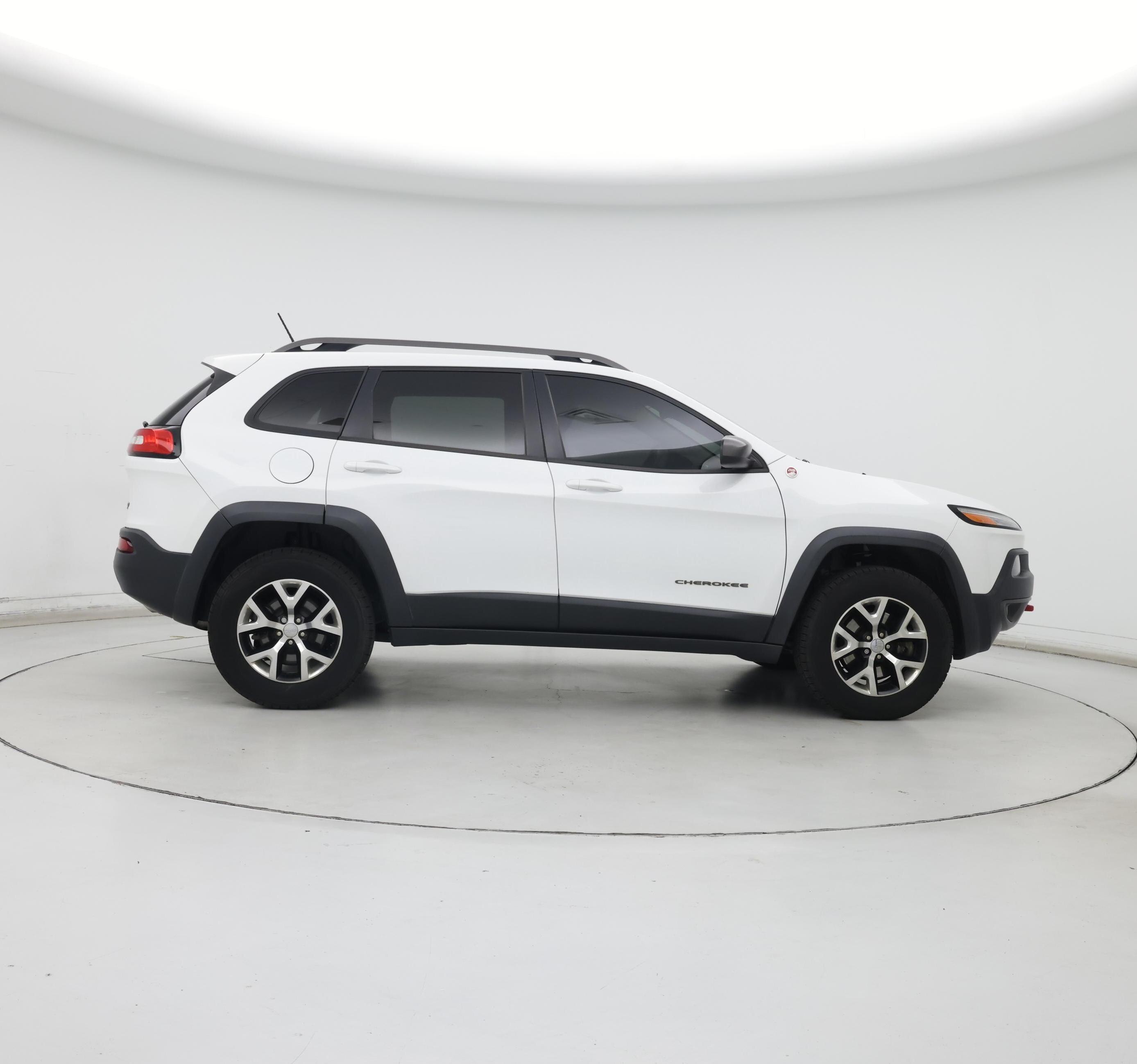 Thumbnail: 2015 Jeep Cherokee - 7