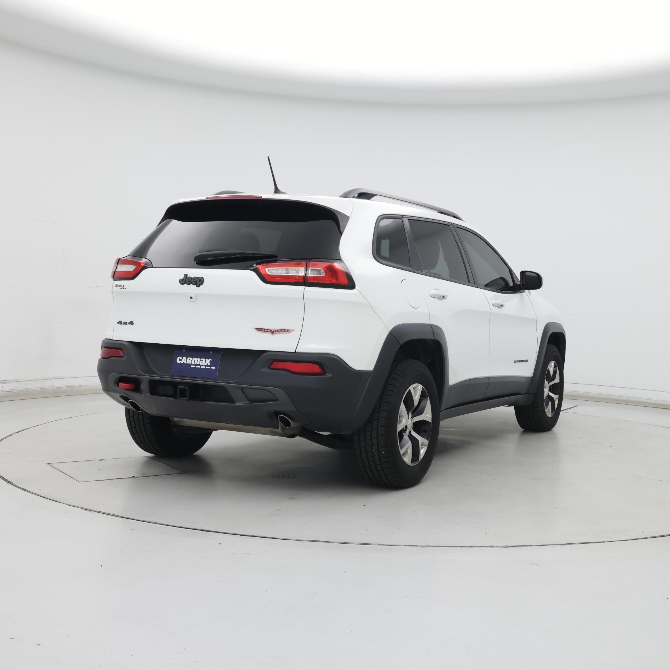 Thumbnail: 2015 Jeep Cherokee - 8