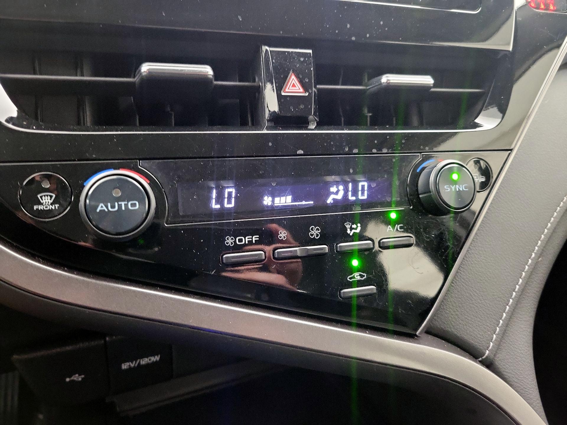 Thumbnail: 2024 Toyota Camry - 16