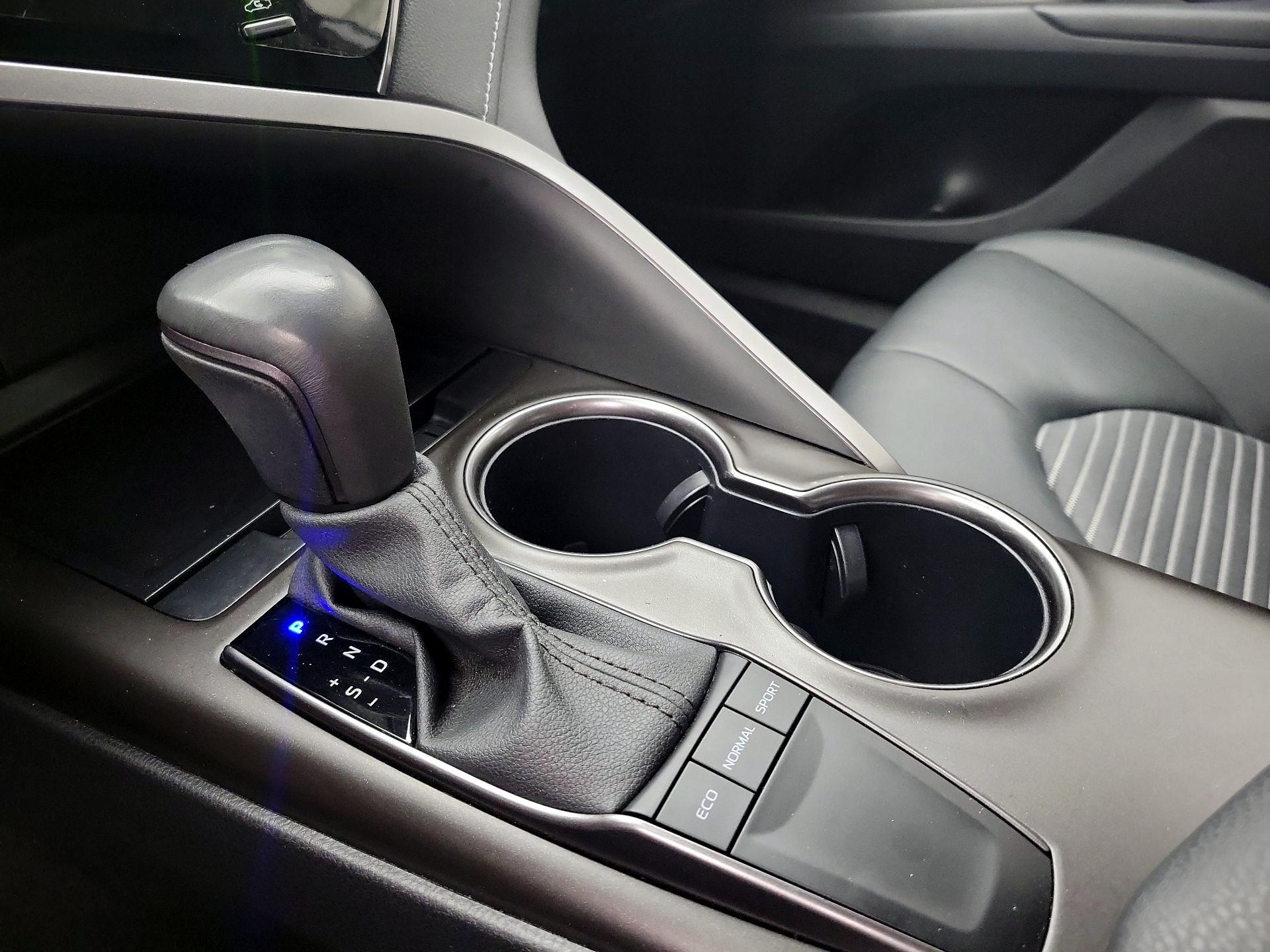Thumbnail: 2024 Toyota Camry - 17