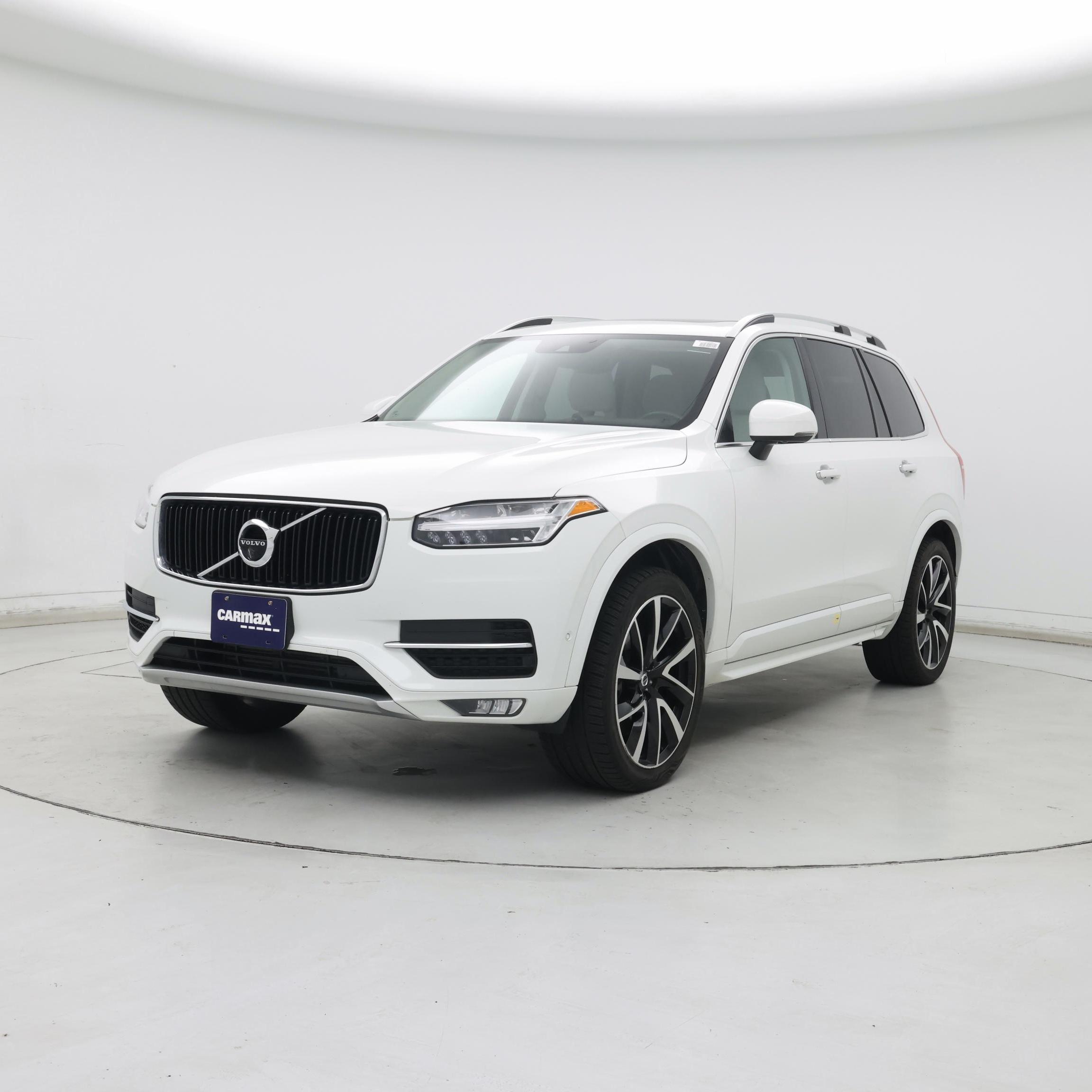 Thumbnail: 2018 Volvo XC90 - 4
