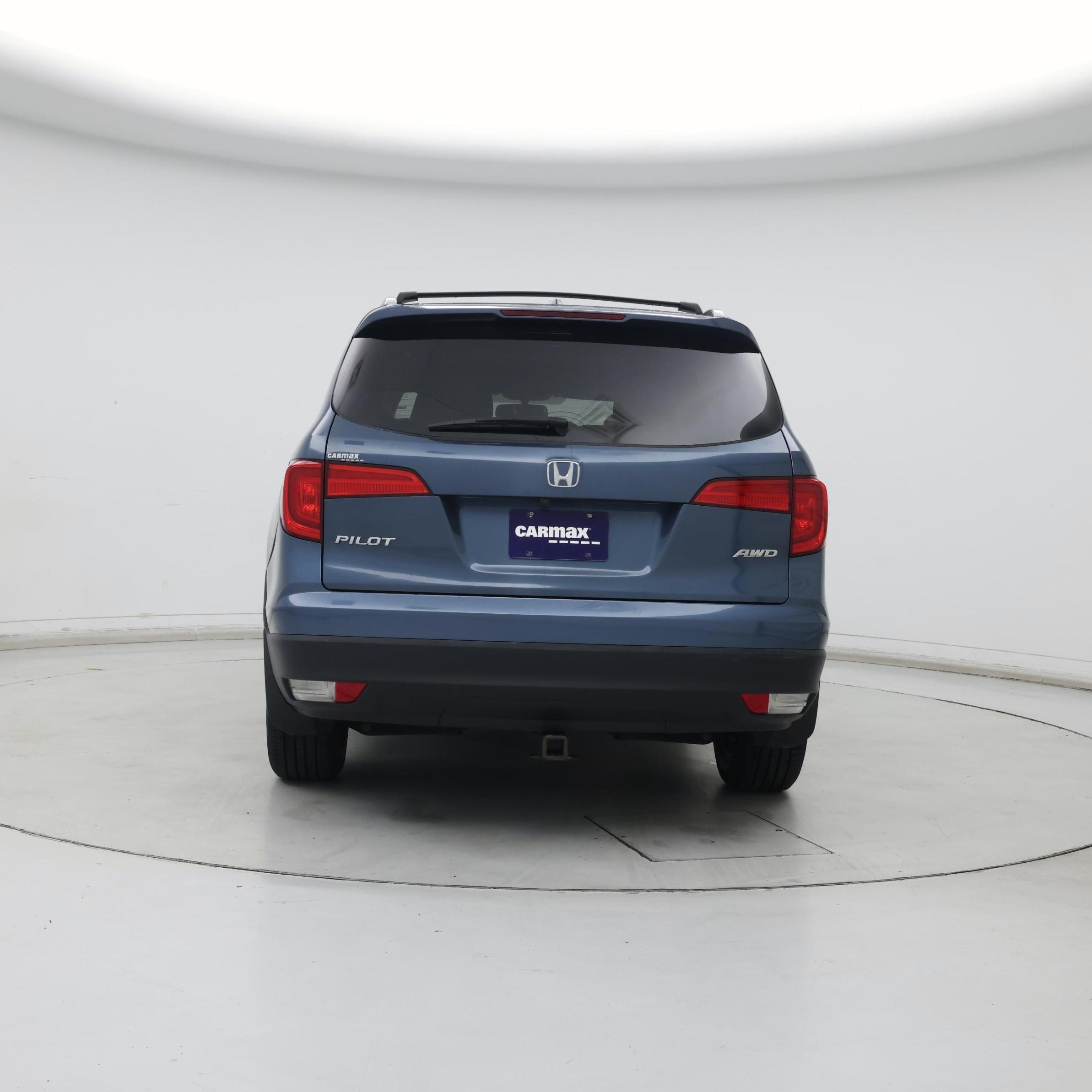 Thumbnail: 2017 Honda Pilot - 6