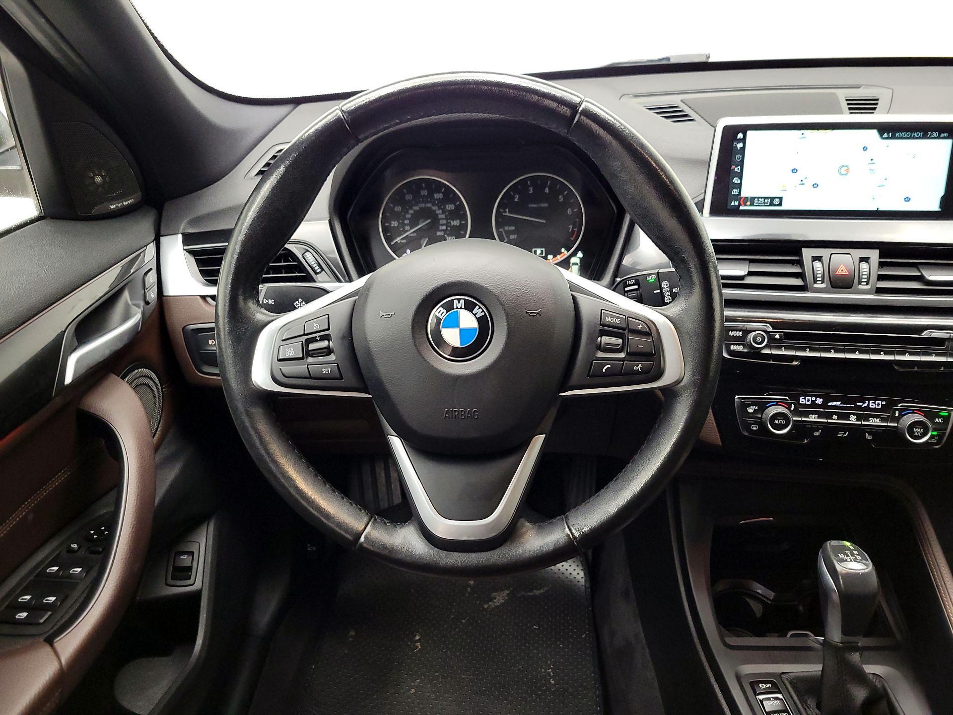 Thumbnail: 2018 BMW X1 - 10
