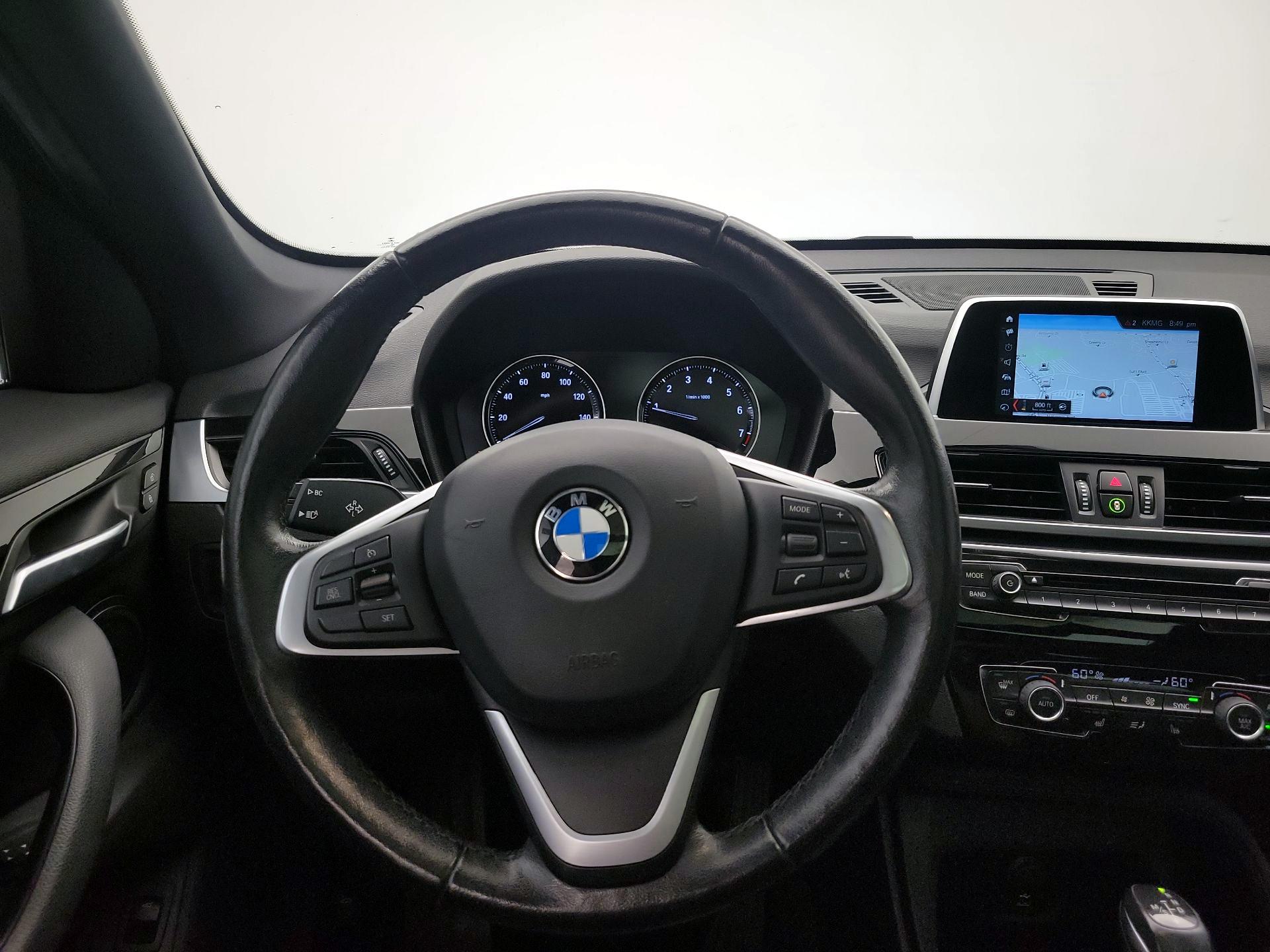 Thumbnail: 2019 BMW X1 - 10