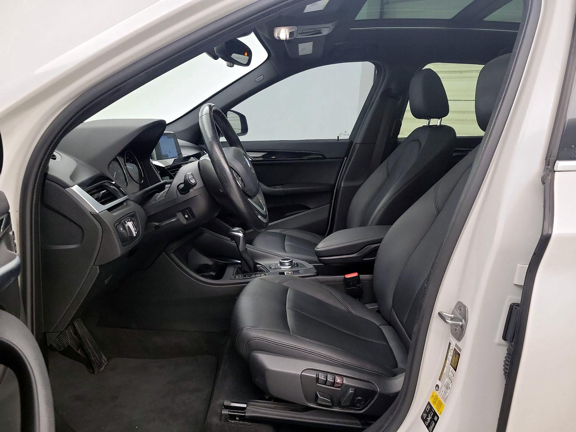 Thumbnail: 2019 BMW X1 - 11