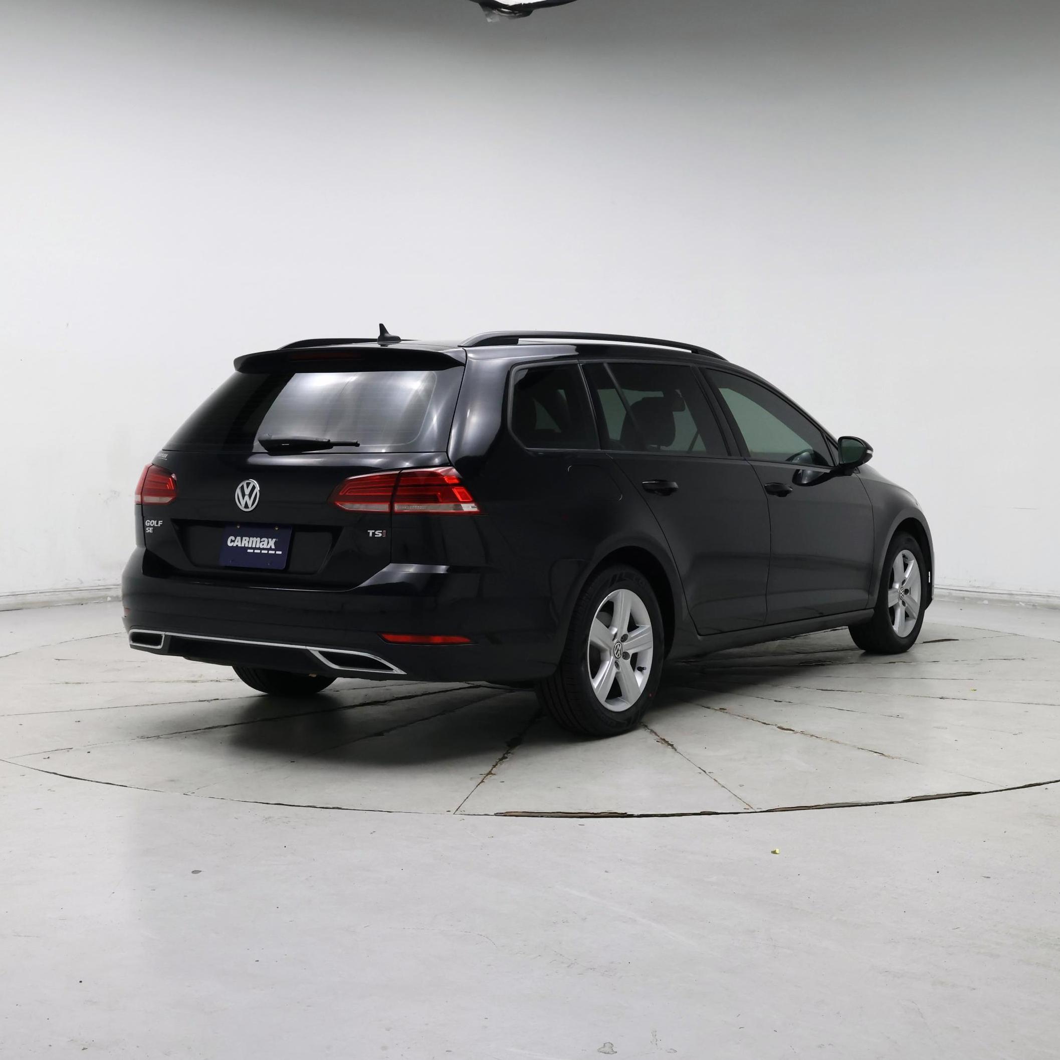 Thumbnail: 2018 Volkswagen Golf - 8