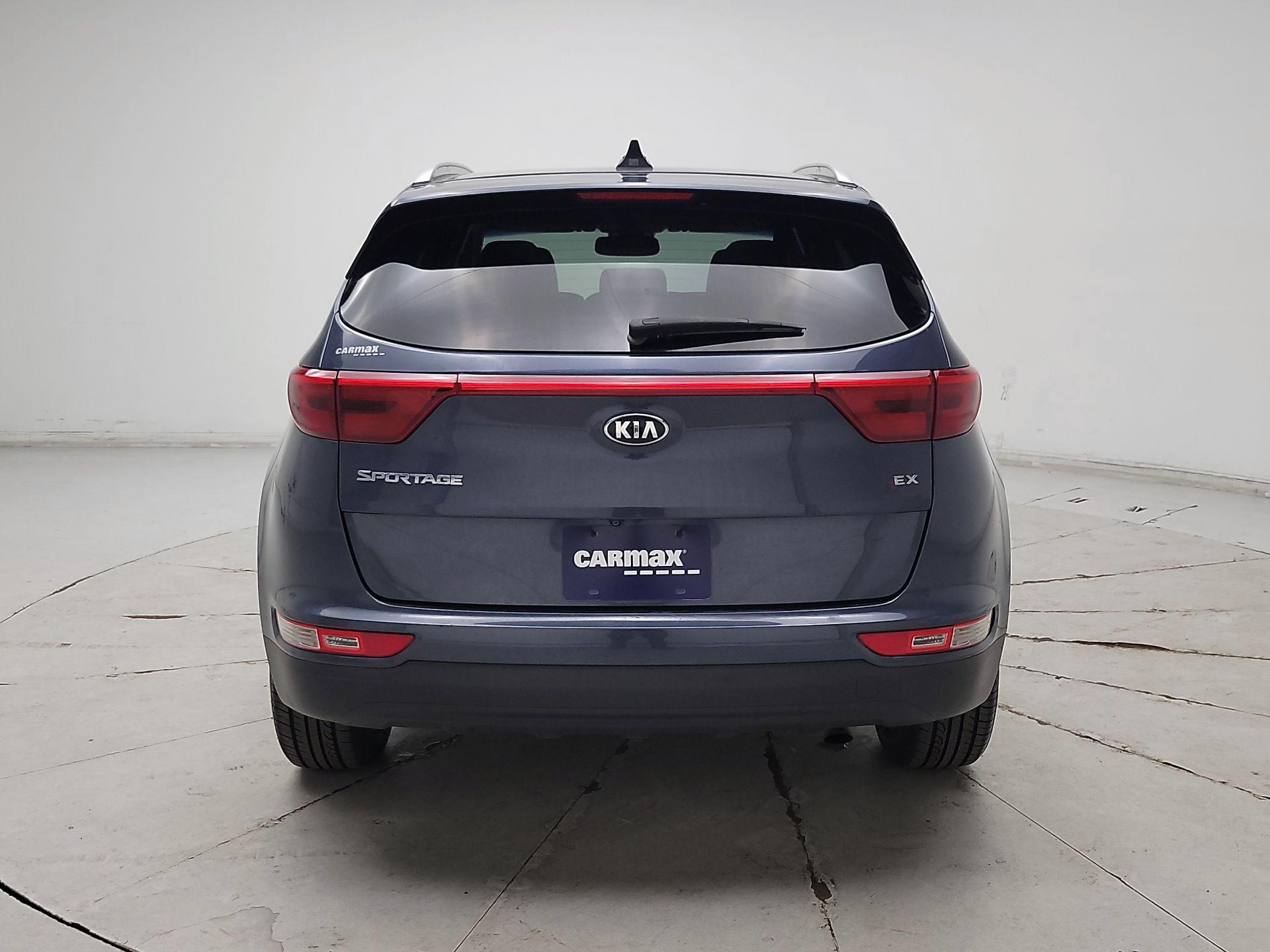 Thumbnail: 2017 Kia Sportage - 6