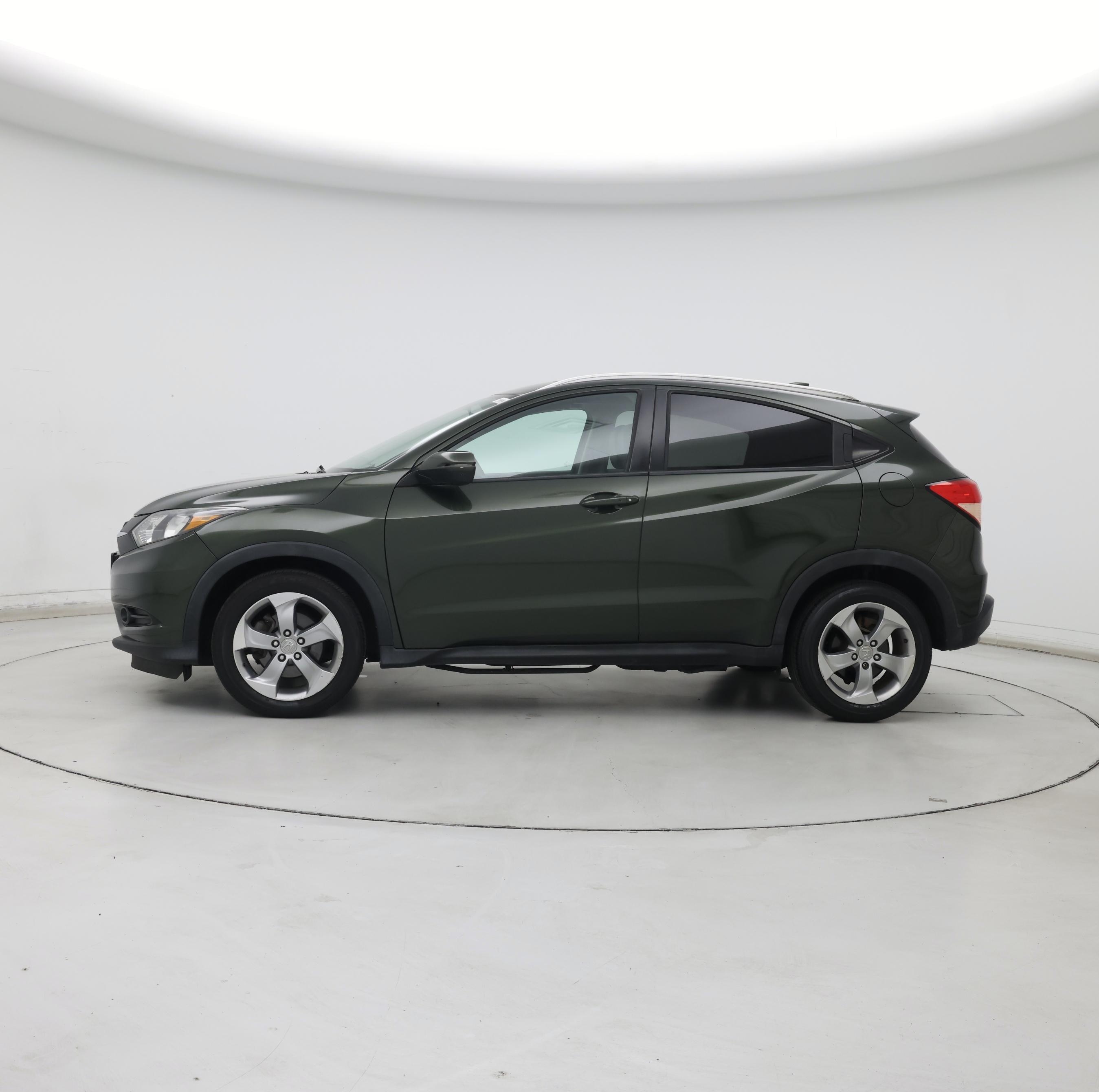 Thumbnail: 2017 Honda HR-V - 3