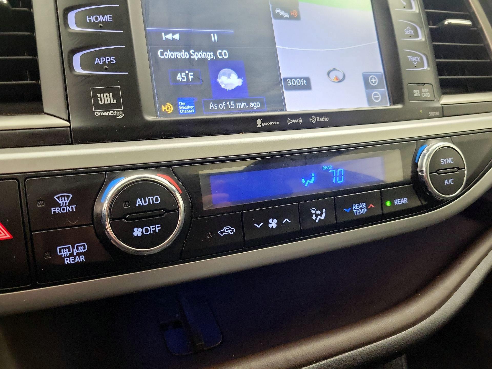 Thumbnail: 2017 Toyota Highlander - 17