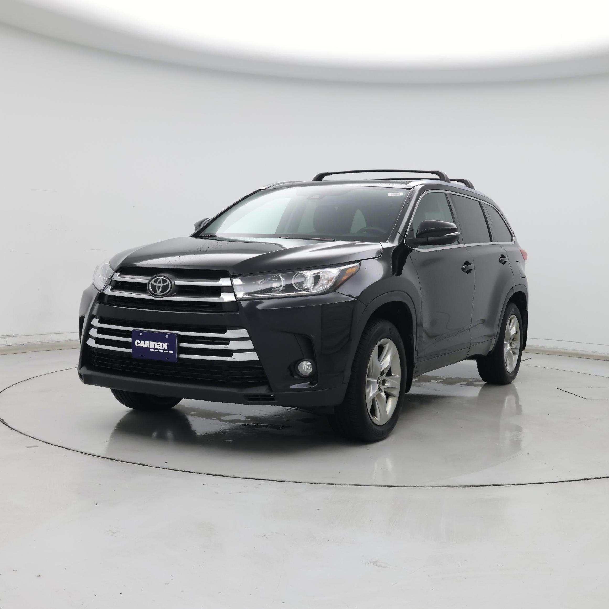 Thumbnail: 2017 Toyota Highlander - 4