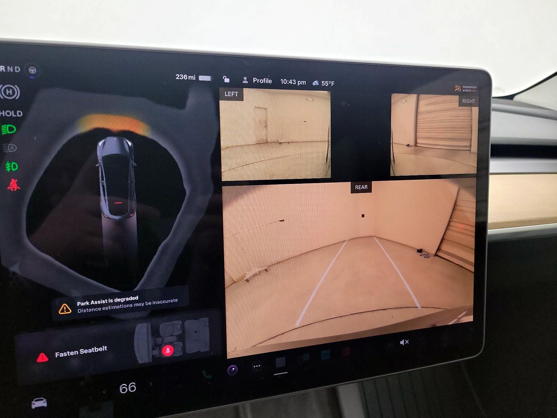 Thumbnail: 2023 Tesla Model Y - 15