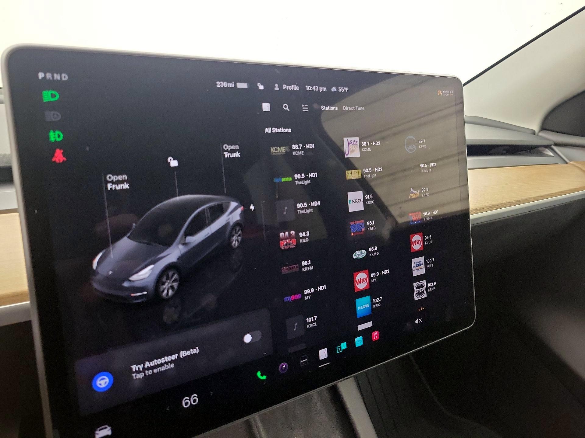 Thumbnail: 2023 Tesla Model Y - 16