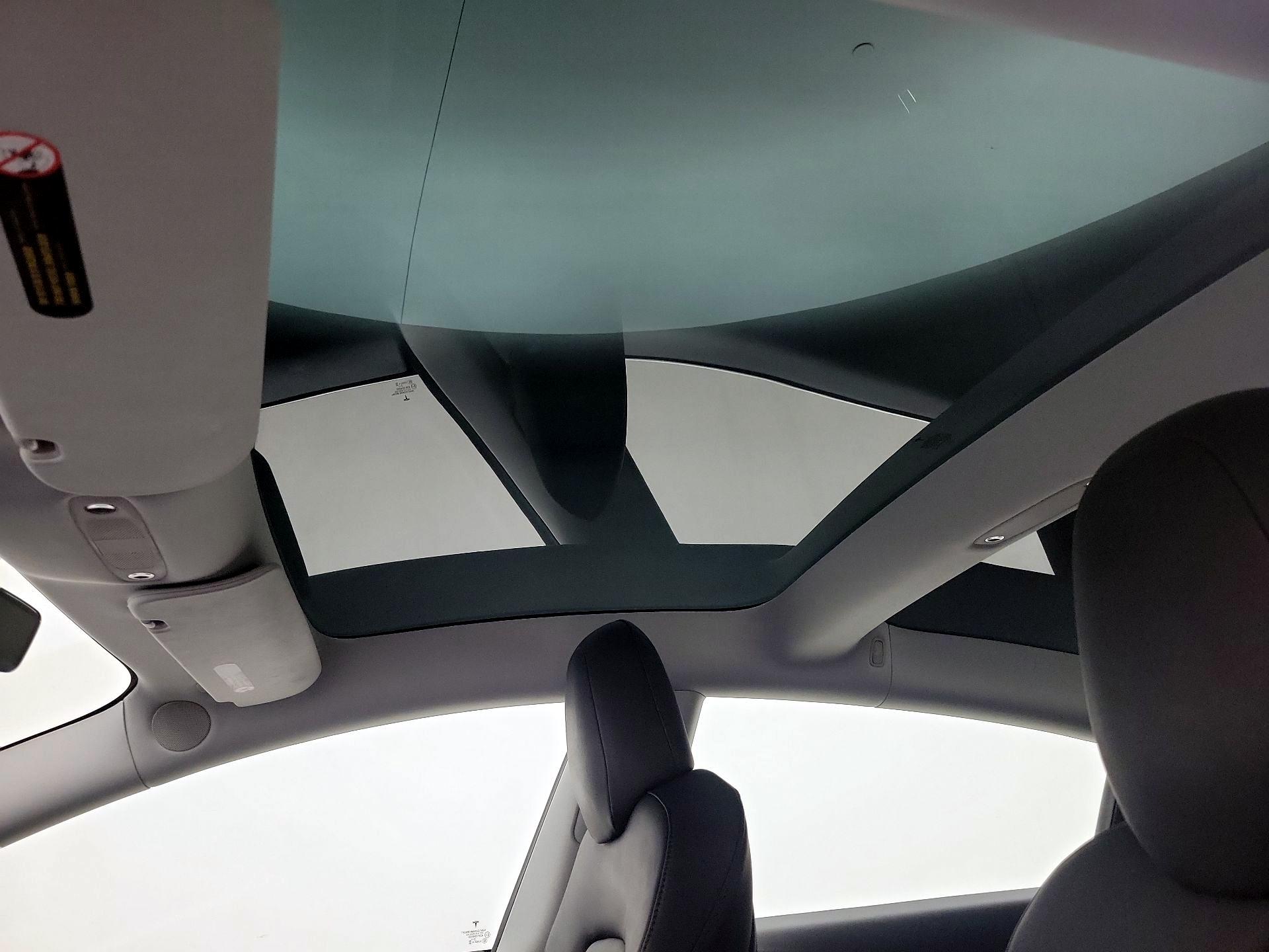 Thumbnail: 2020 Tesla Model 3 - 18