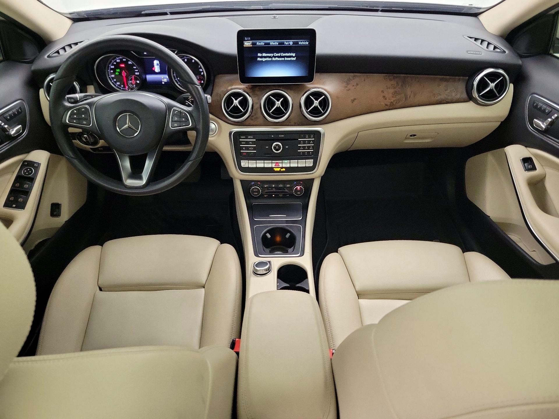 Thumbnail: 2018 Mercedes-Benz GLA - 9