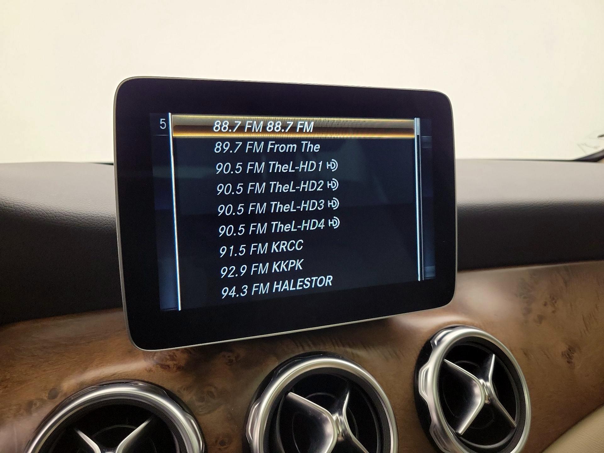 Thumbnail: 2018 Mercedes-Benz GLA - 16