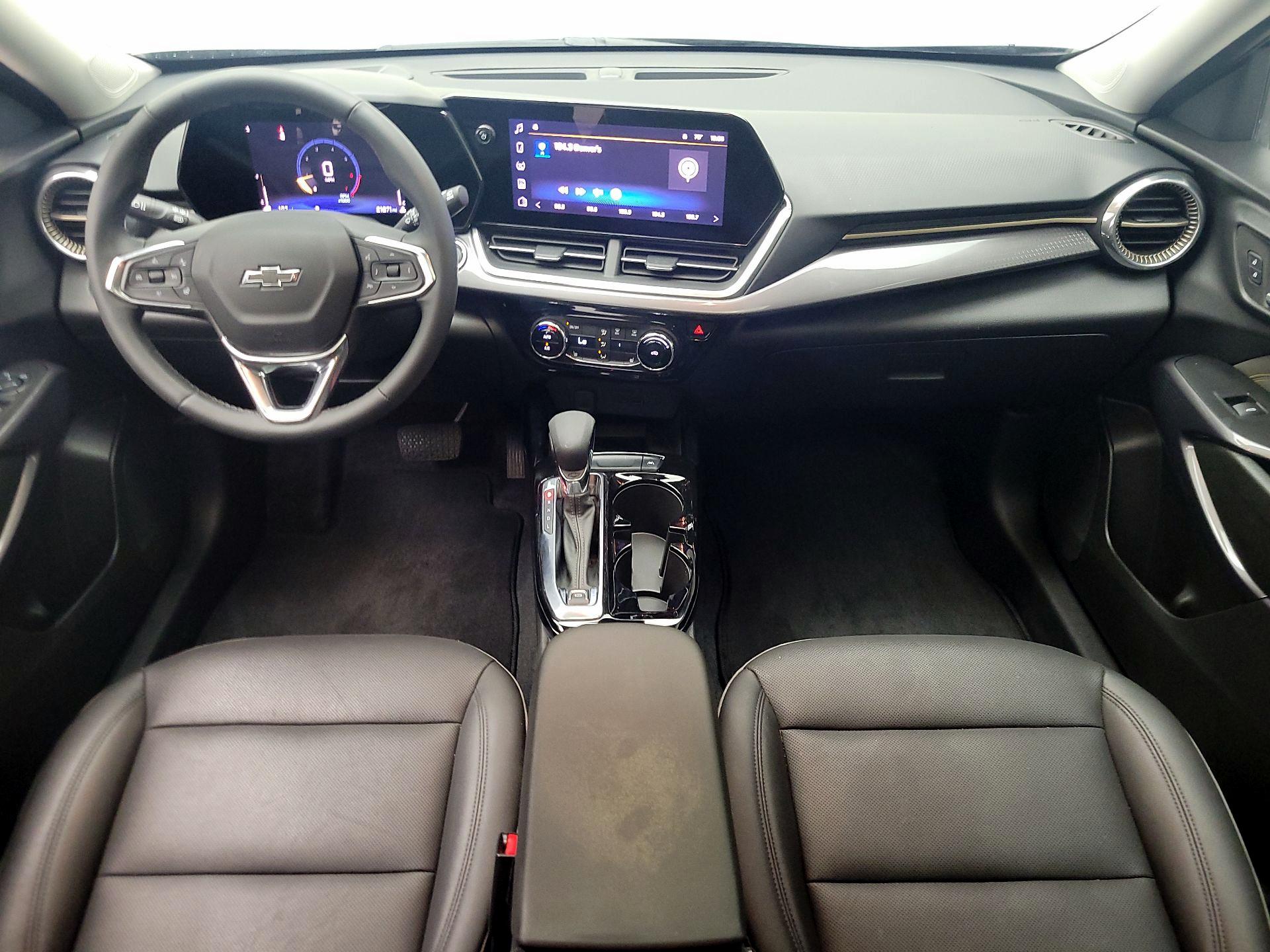 Thumbnail: 2024 Chevrolet Trax - 9