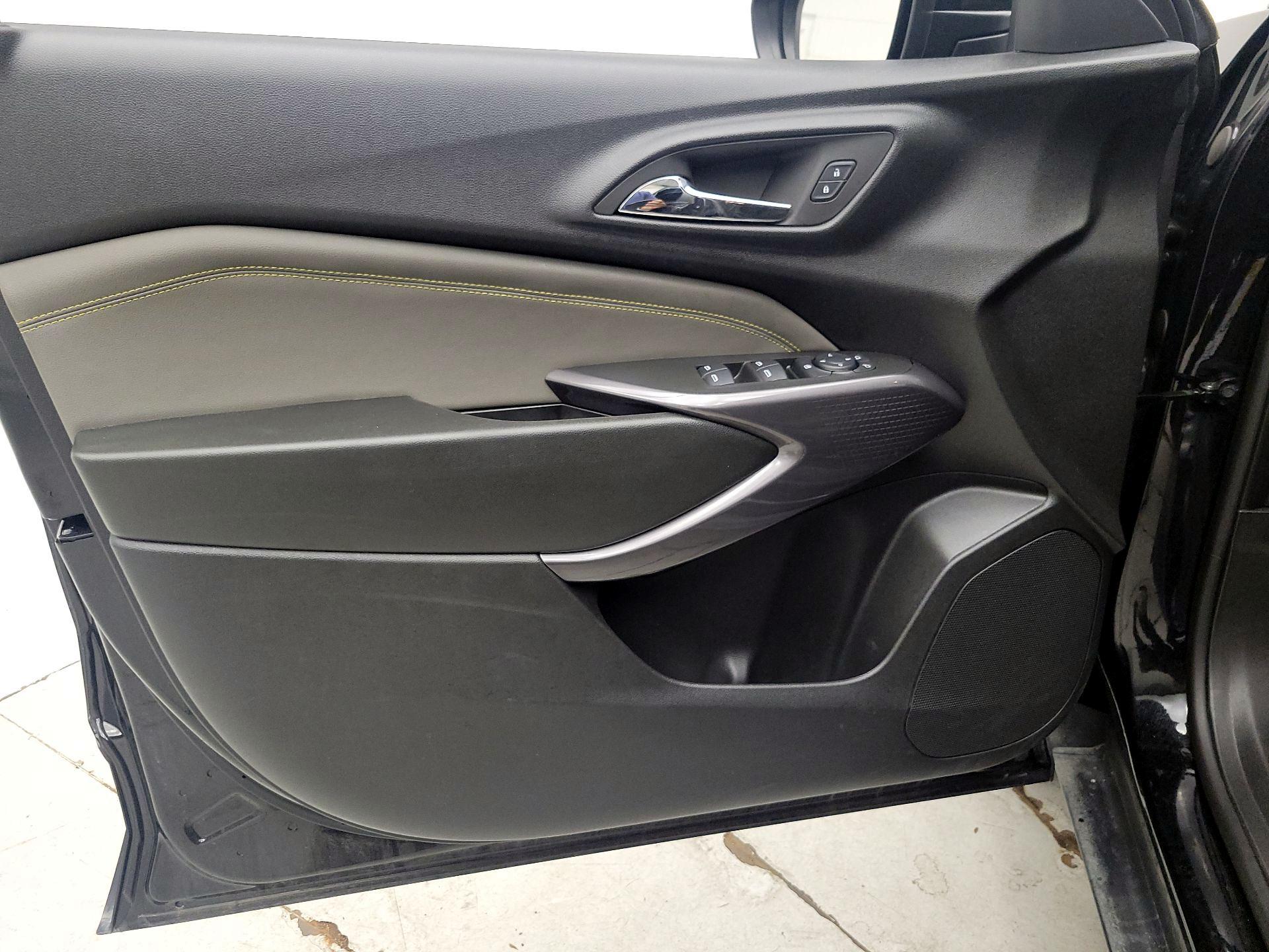 Thumbnail: 2024 Chevrolet Trax - 12