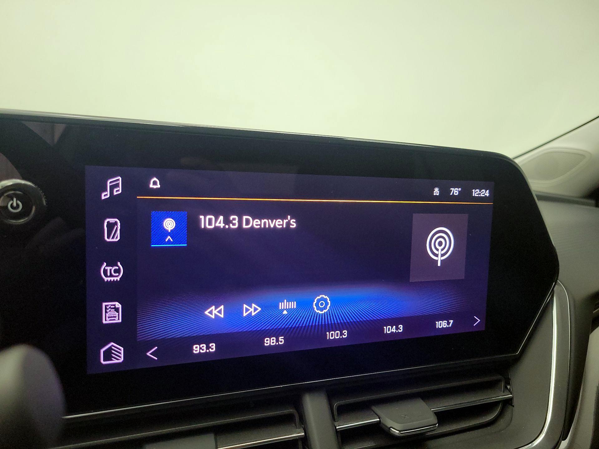 Thumbnail: 2024 Chevrolet Trax - 15