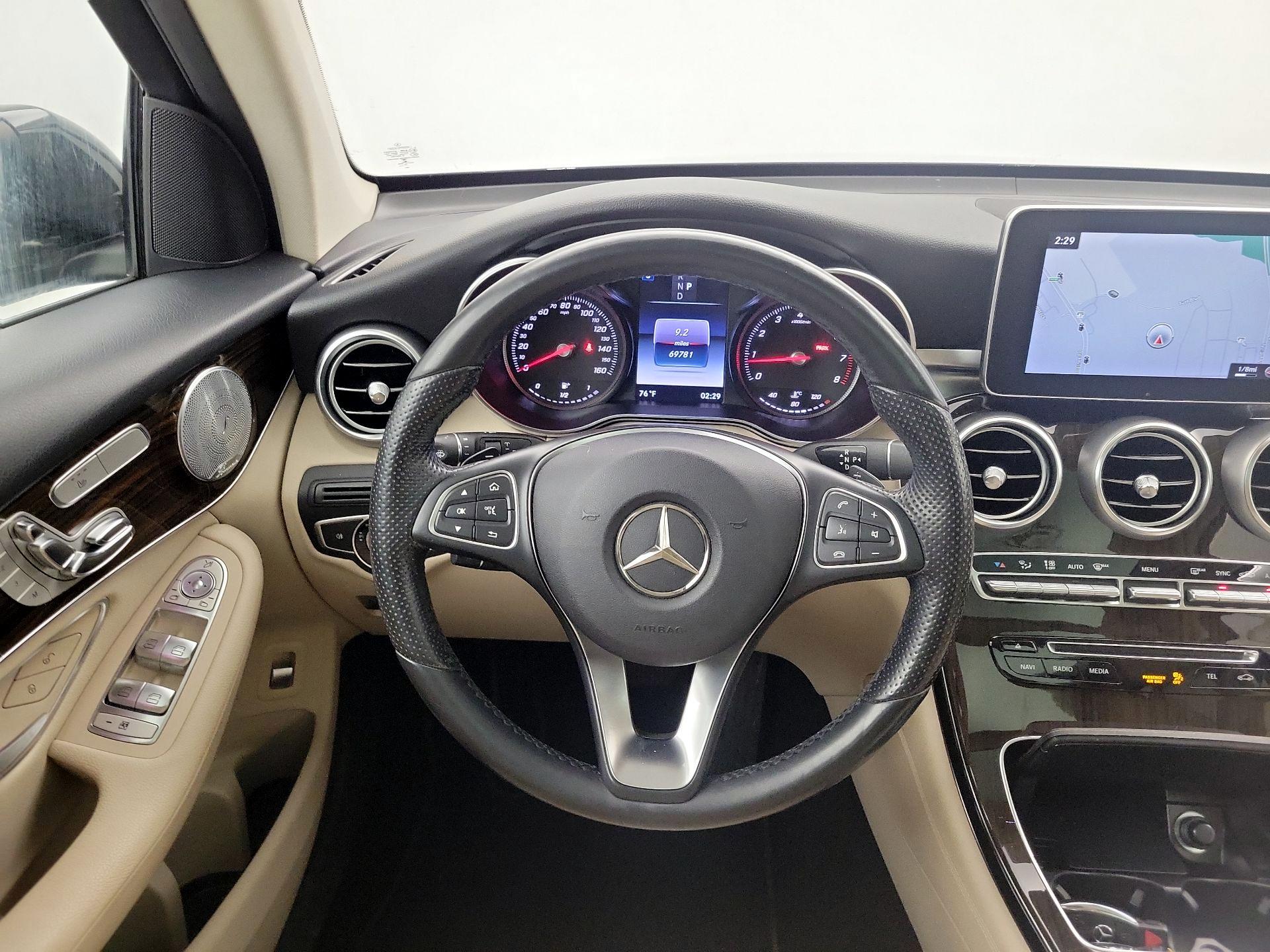 Thumbnail: 2017 Mercedes-Benz GLC - 10