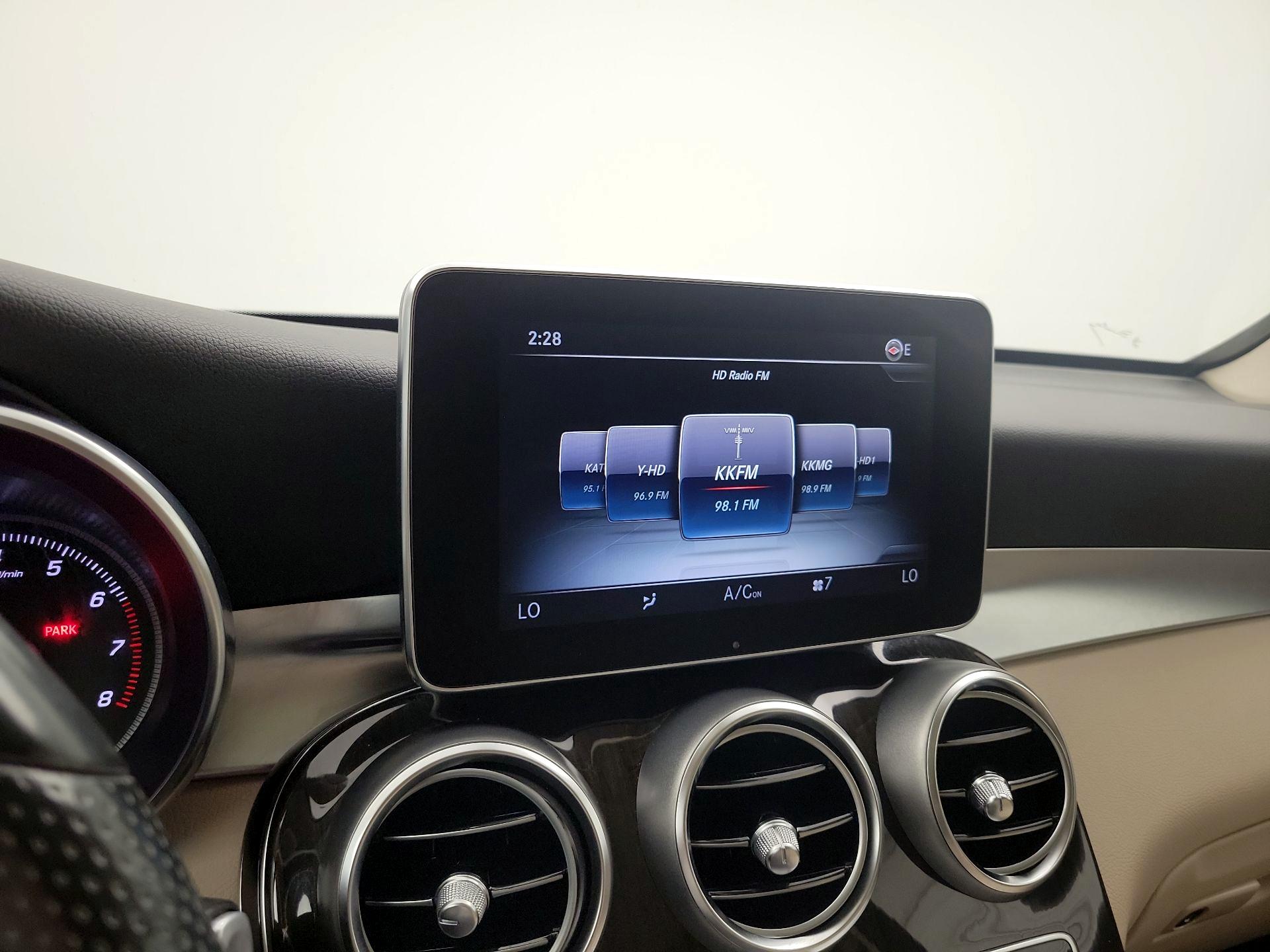 Thumbnail: 2017 Mercedes-Benz GLC - 16