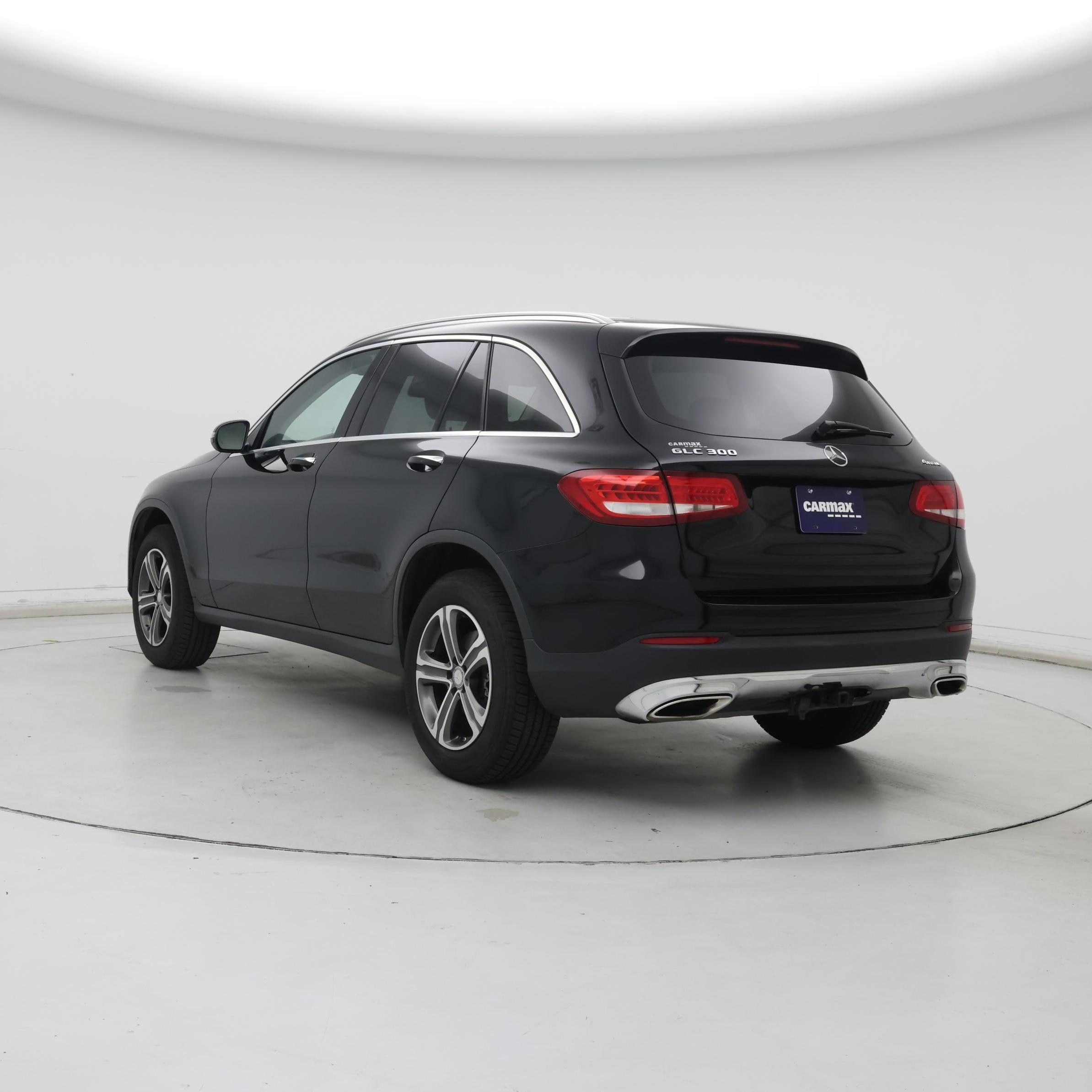 Thumbnail: 2017 Mercedes-Benz GLC - 2
