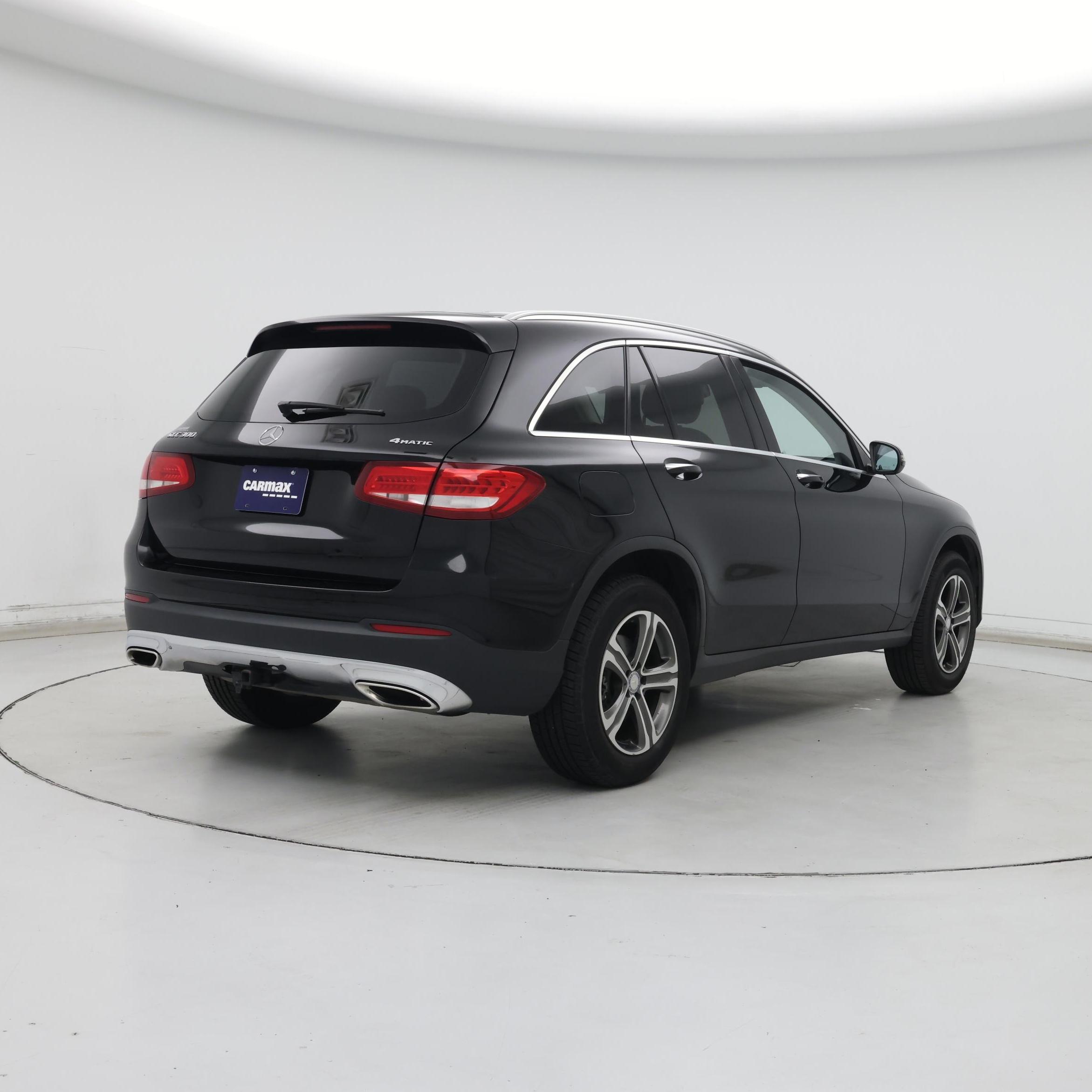 Thumbnail: 2017 Mercedes-Benz GLC - 8
