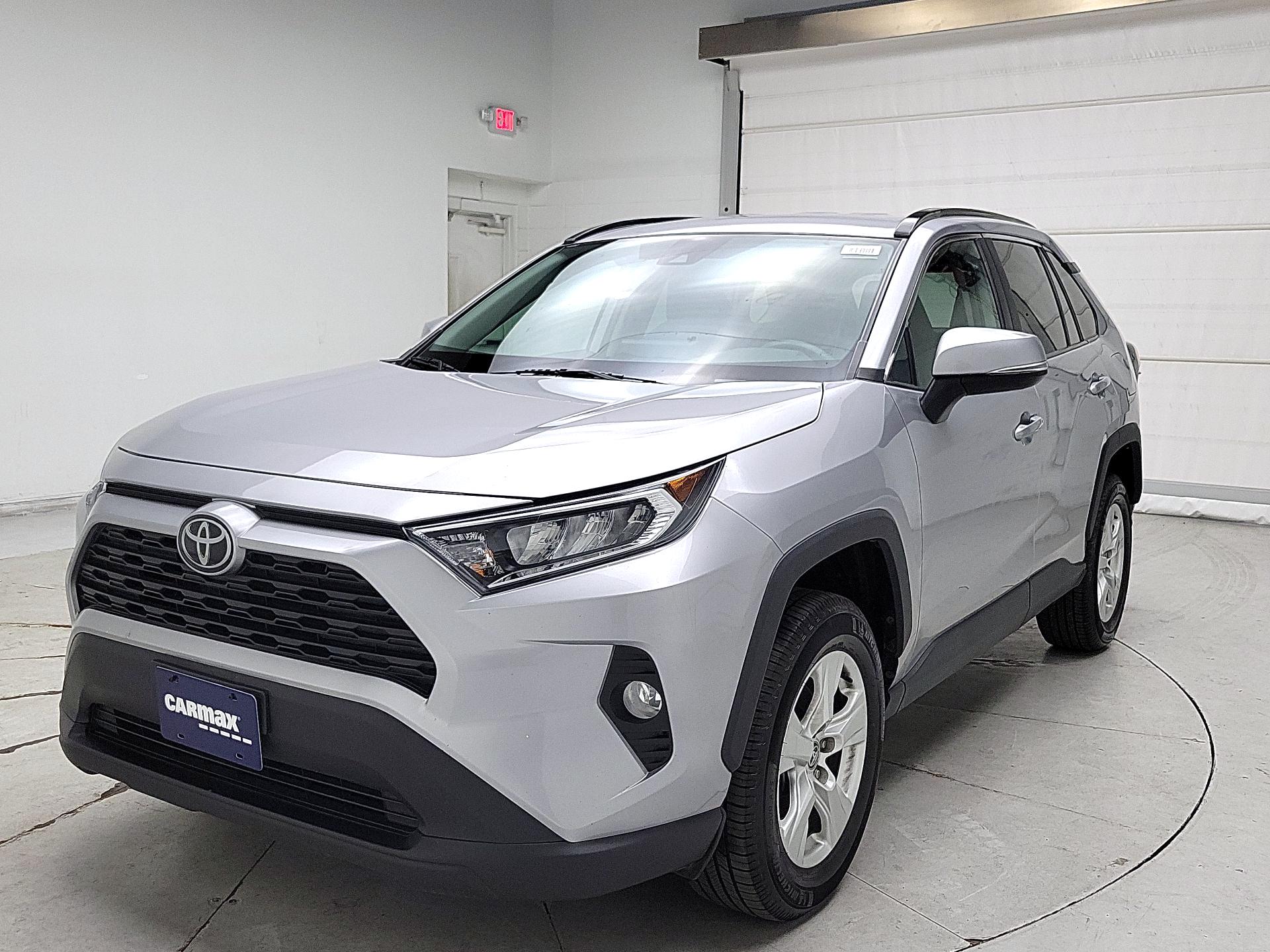 Thumbnail: 2020 Toyota RAV4 - 3