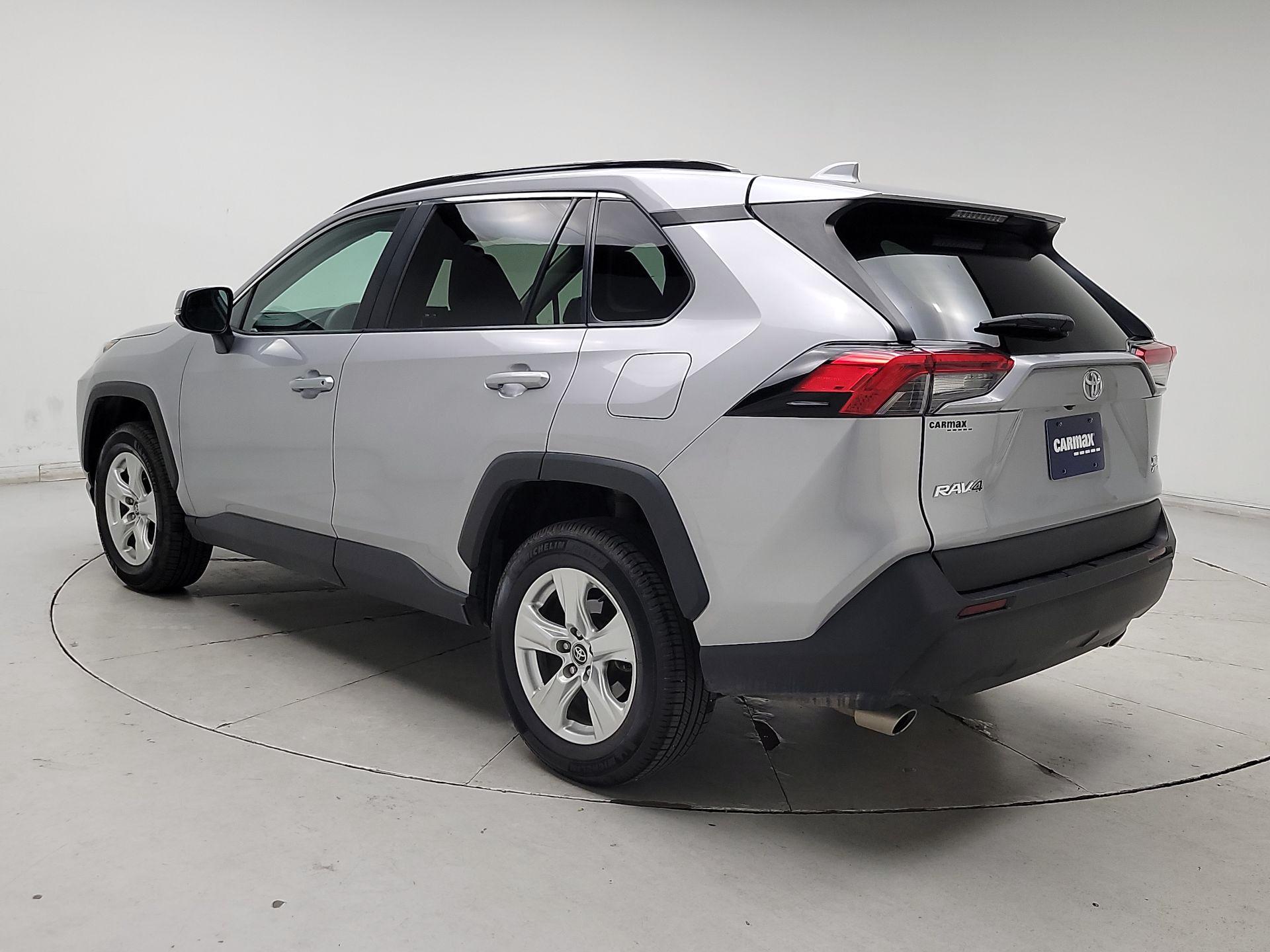 Thumbnail: 2020 Toyota RAV4 - 7
