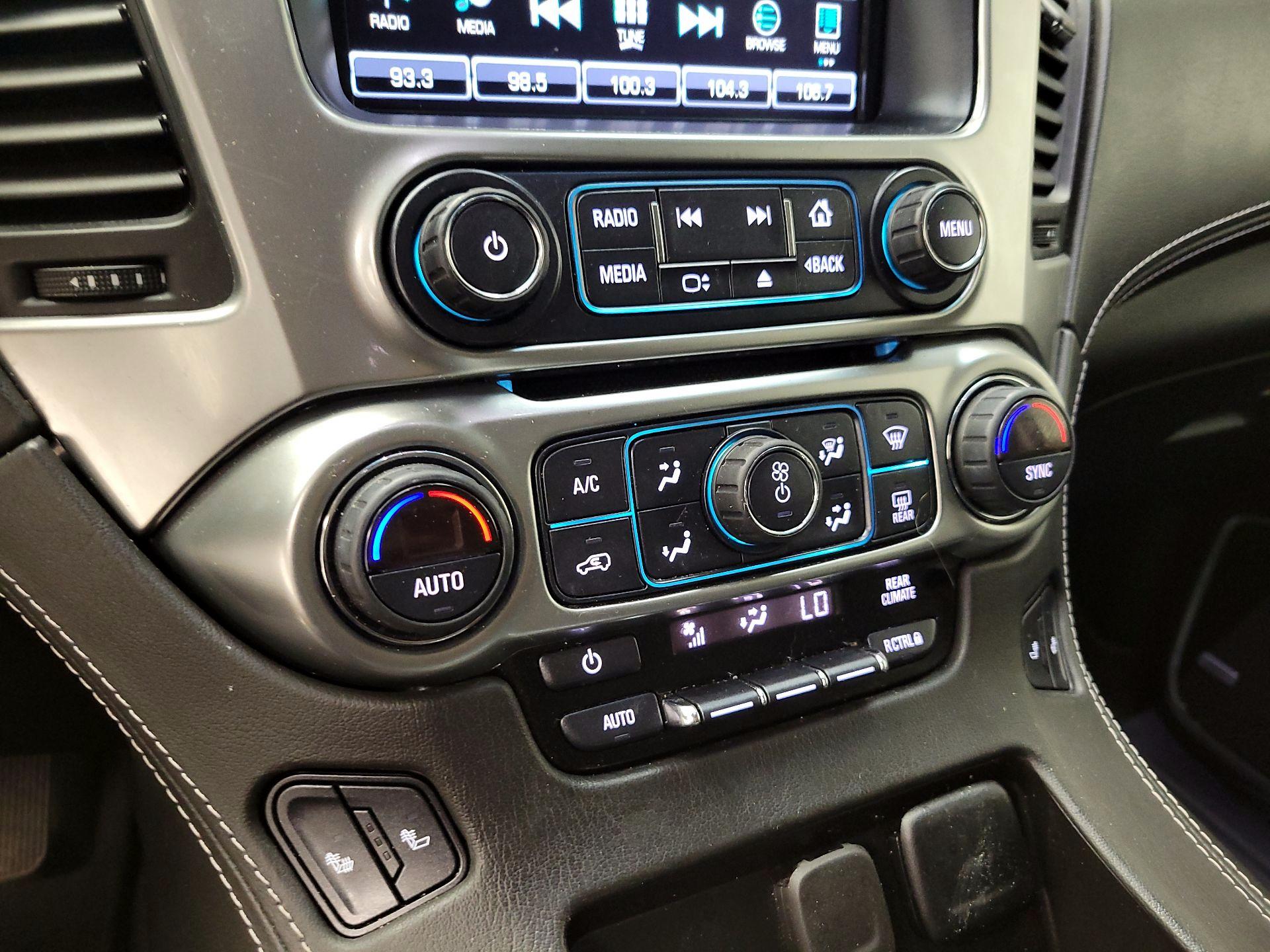 Thumbnail: 2019 Chevrolet Tahoe - 17