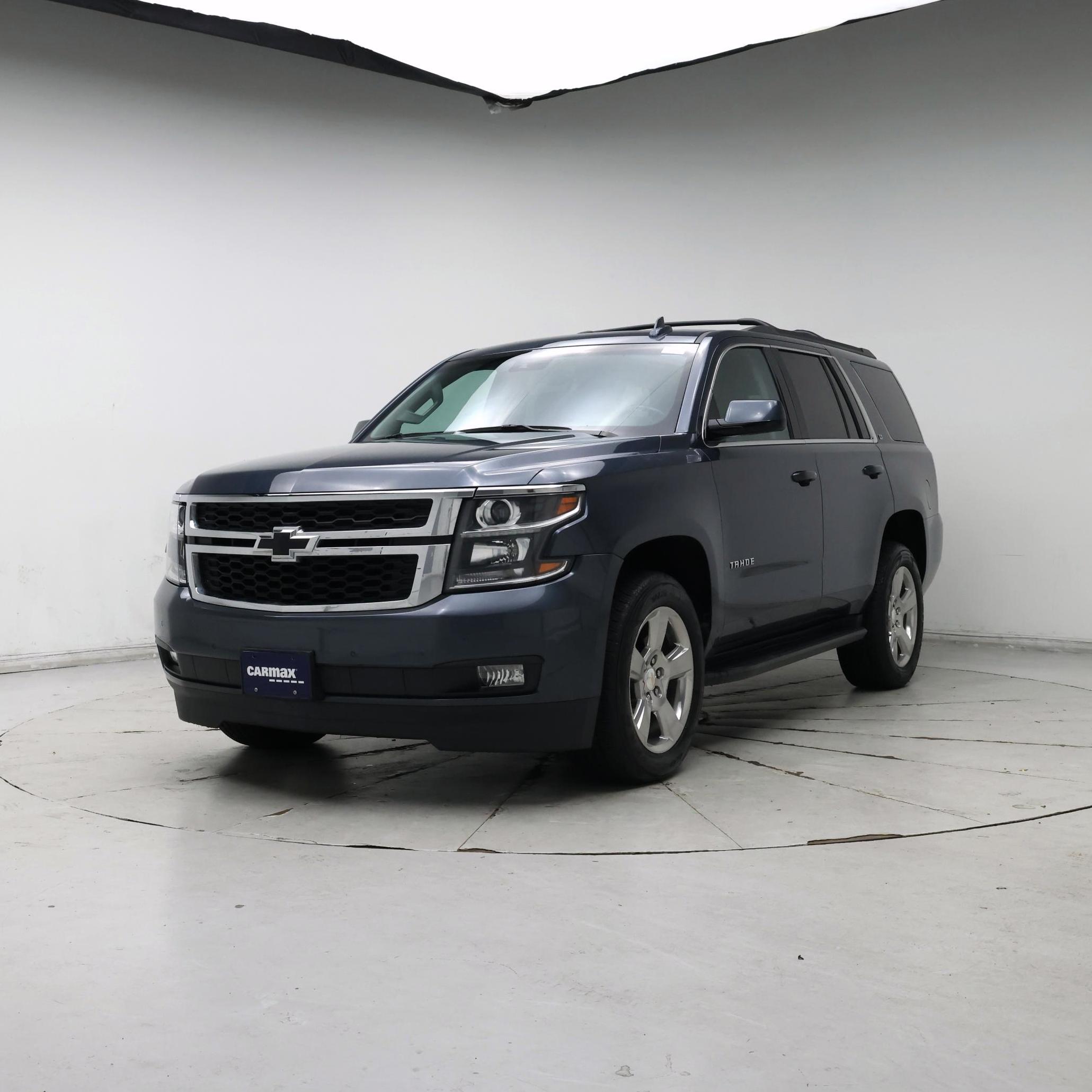 Thumbnail: 2019 Chevrolet Tahoe - 4