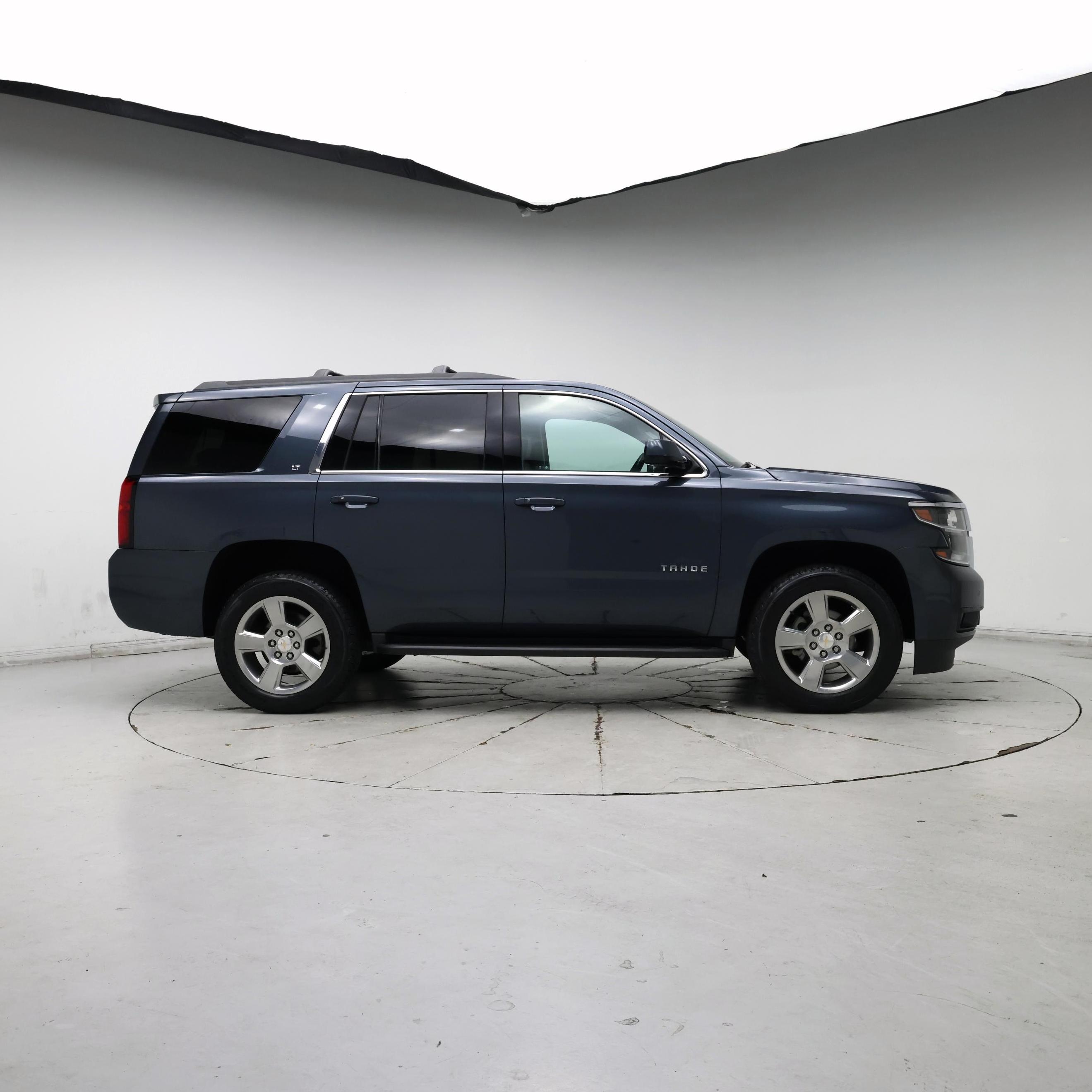 Thumbnail: 2019 Chevrolet Tahoe - 7