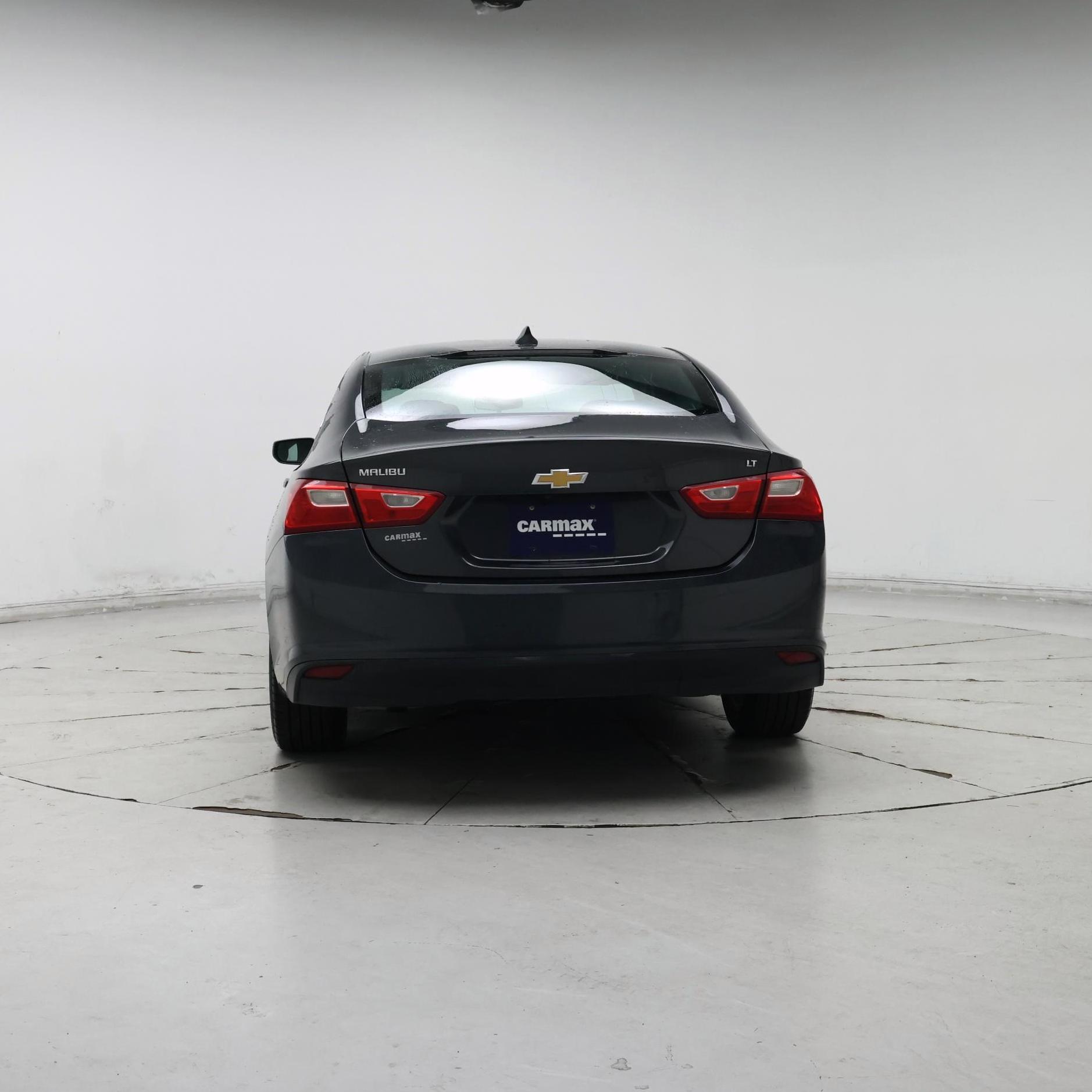 Thumbnail: 2016 Chevrolet Malibu - 6