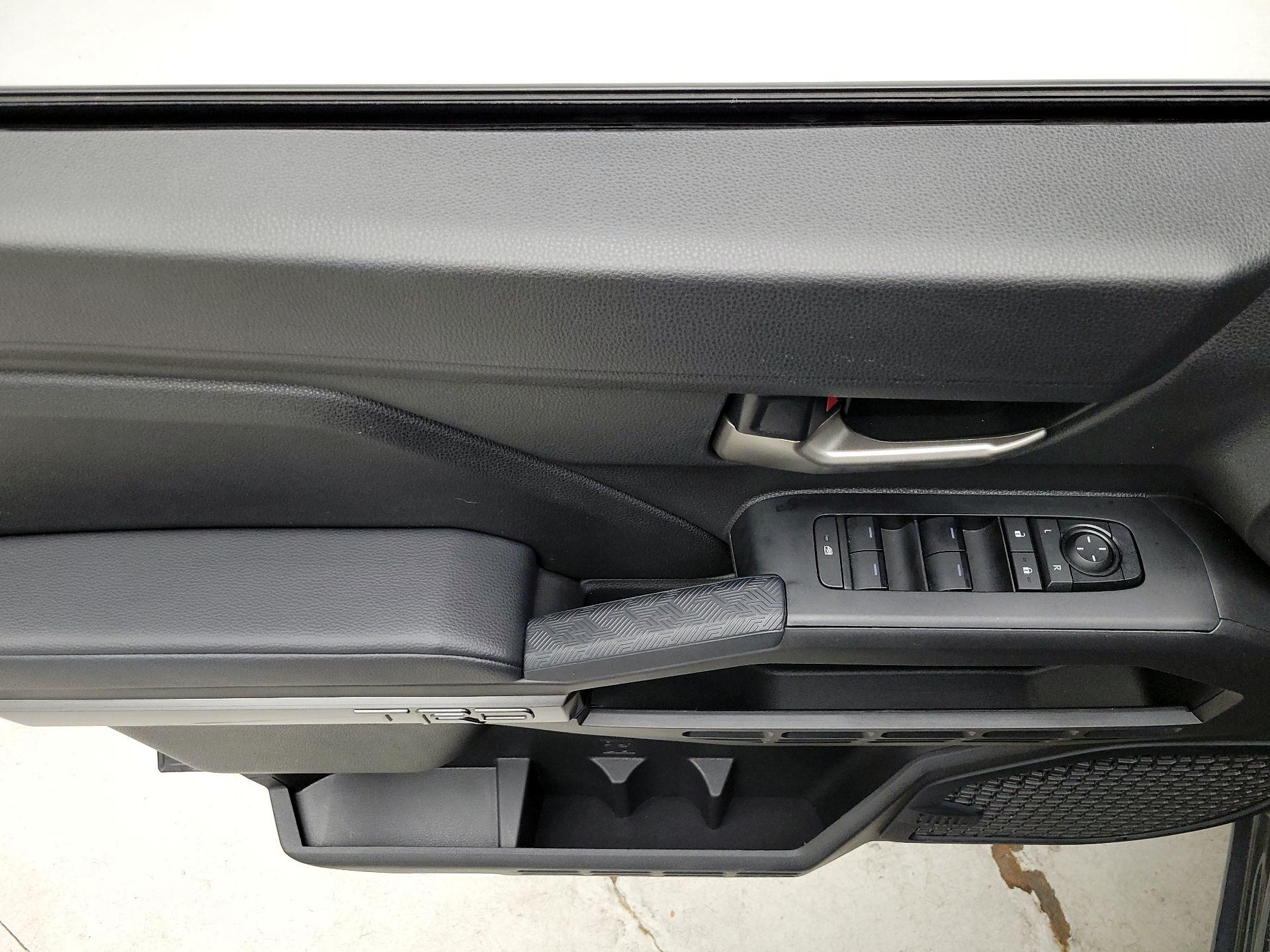 Thumbnail: 2024 Toyota Tacoma - 12