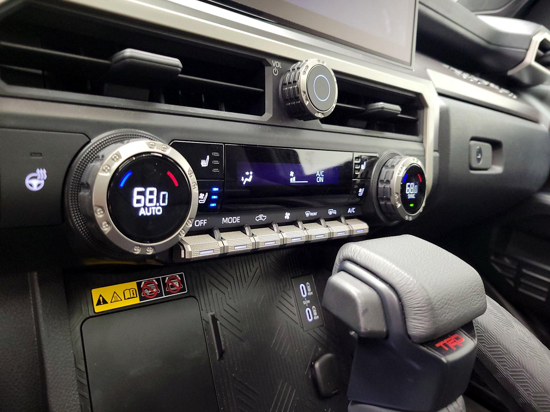 Thumbnail: 2024 Toyota Tacoma - 17