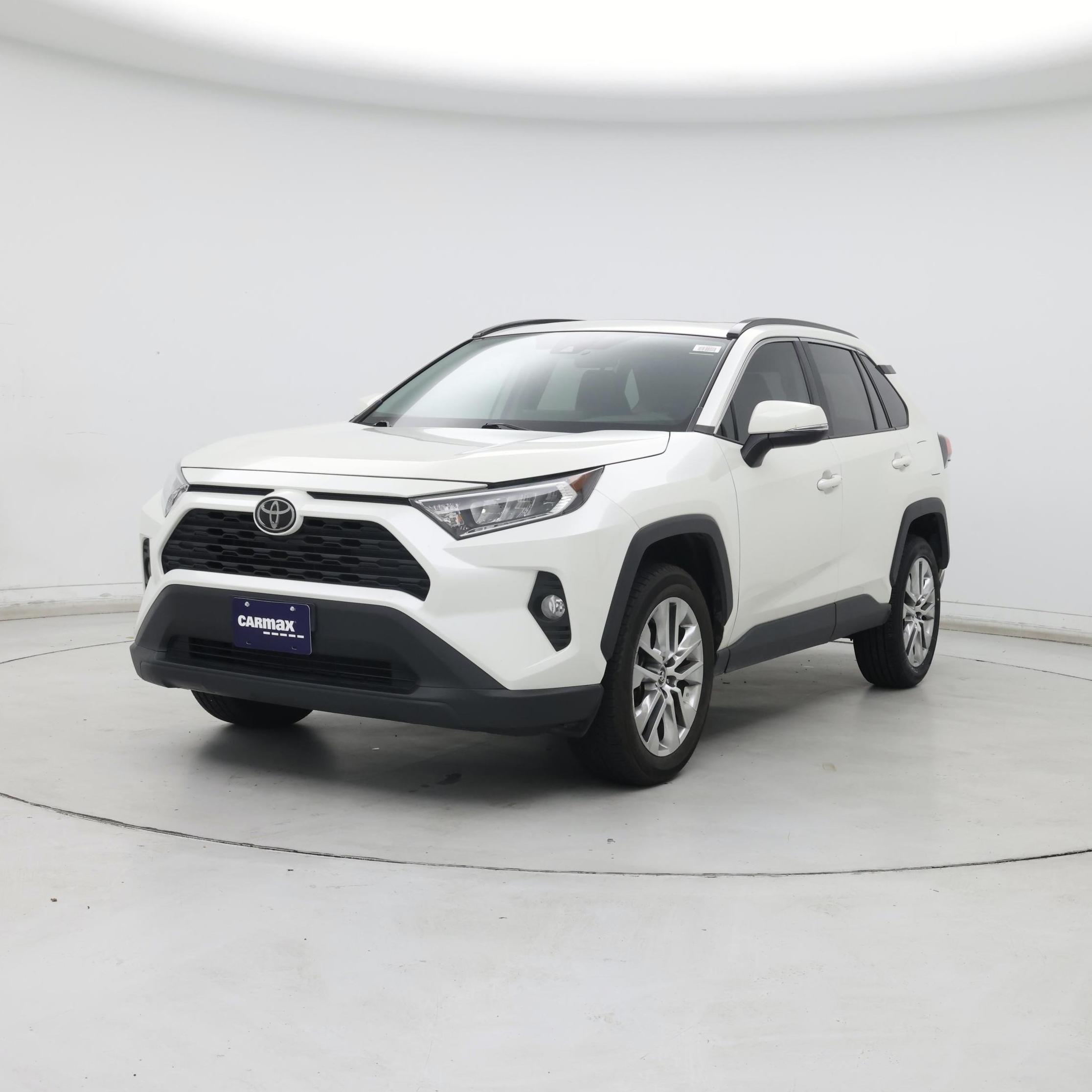 Thumbnail: 2021 Toyota RAV4 - 4