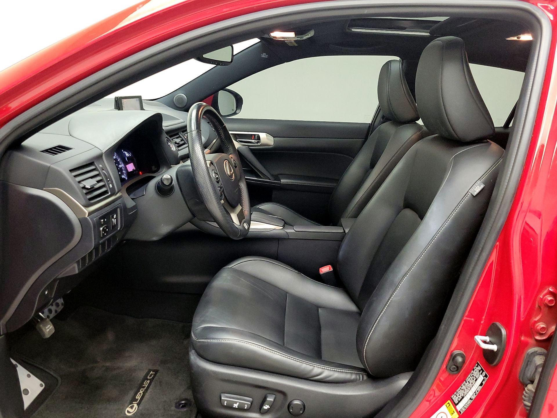 Thumbnail: 2015 Lexus CT - 11
