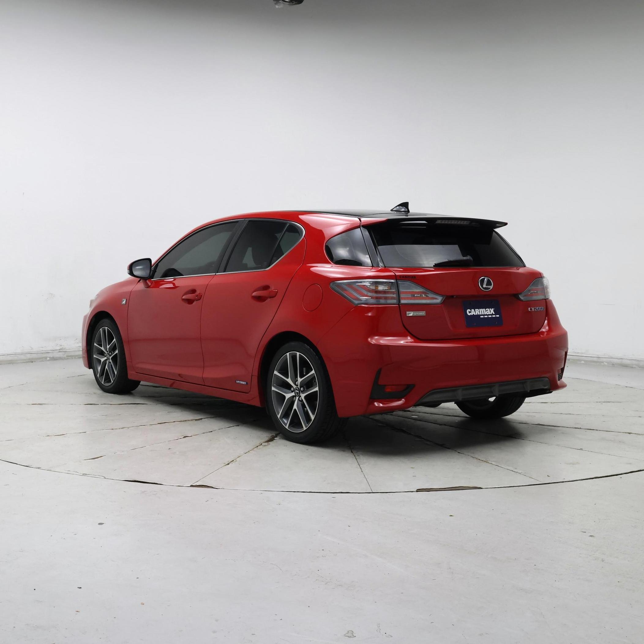 Thumbnail: 2015 Lexus CT - 2