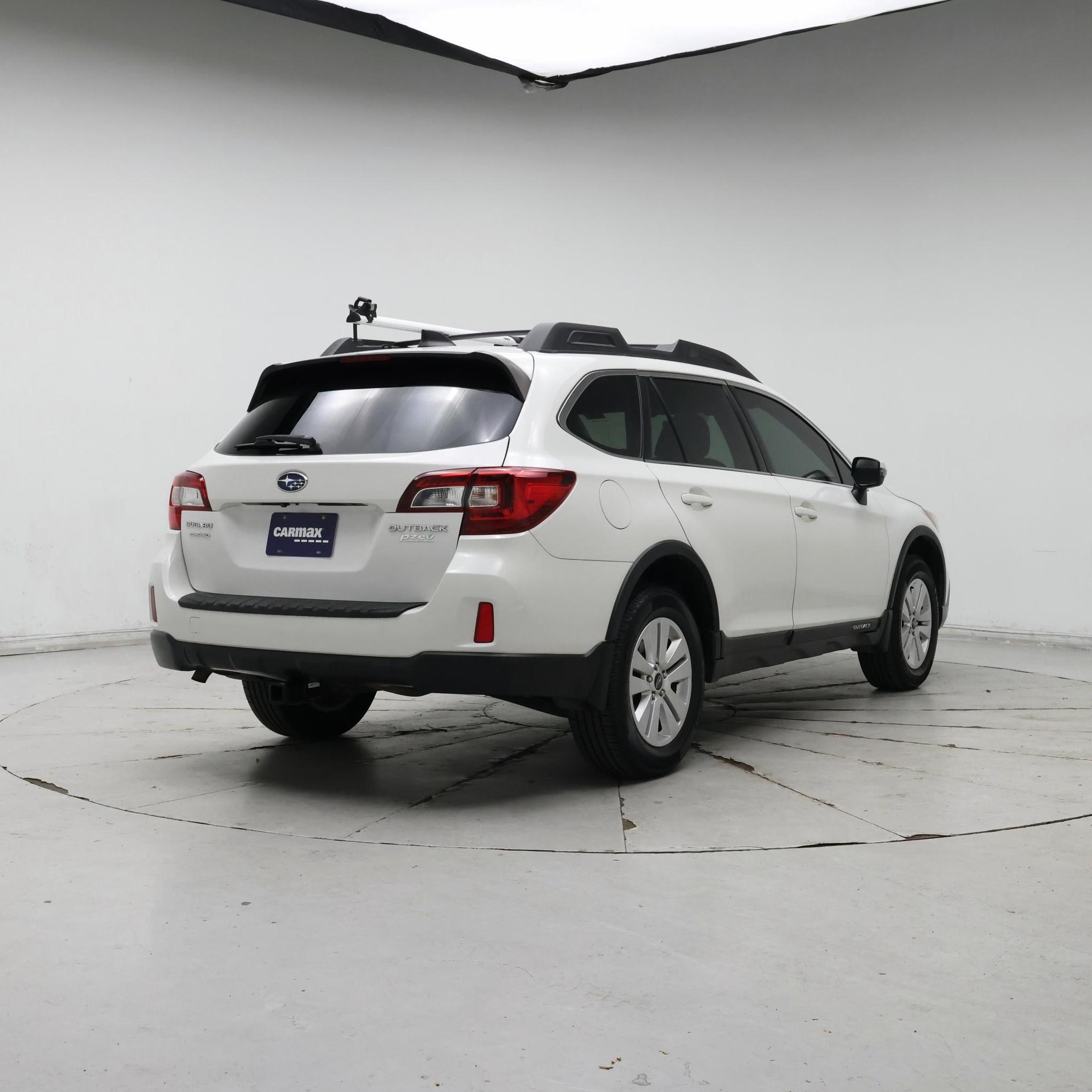 Thumbnail: 2017 Subaru Outback - 8